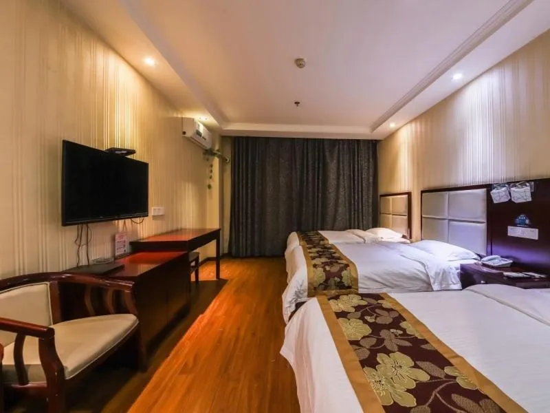 Bed in GreenTree Inn HeNan ZhengZhou Wanda Hanghai Middle Road Business Hotel