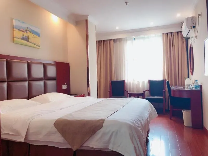 Bed in GreenTree Inn Anhui Maanshan West Hunan Road Jinying Express Hotel