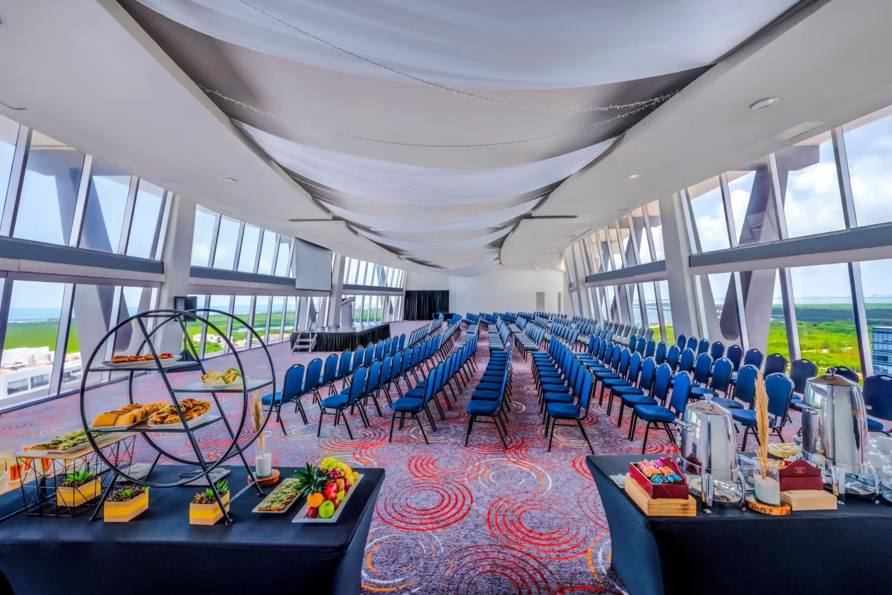 Krystal Urban Cancun & Beach Club Krystal Urban Cancun & Beach Club