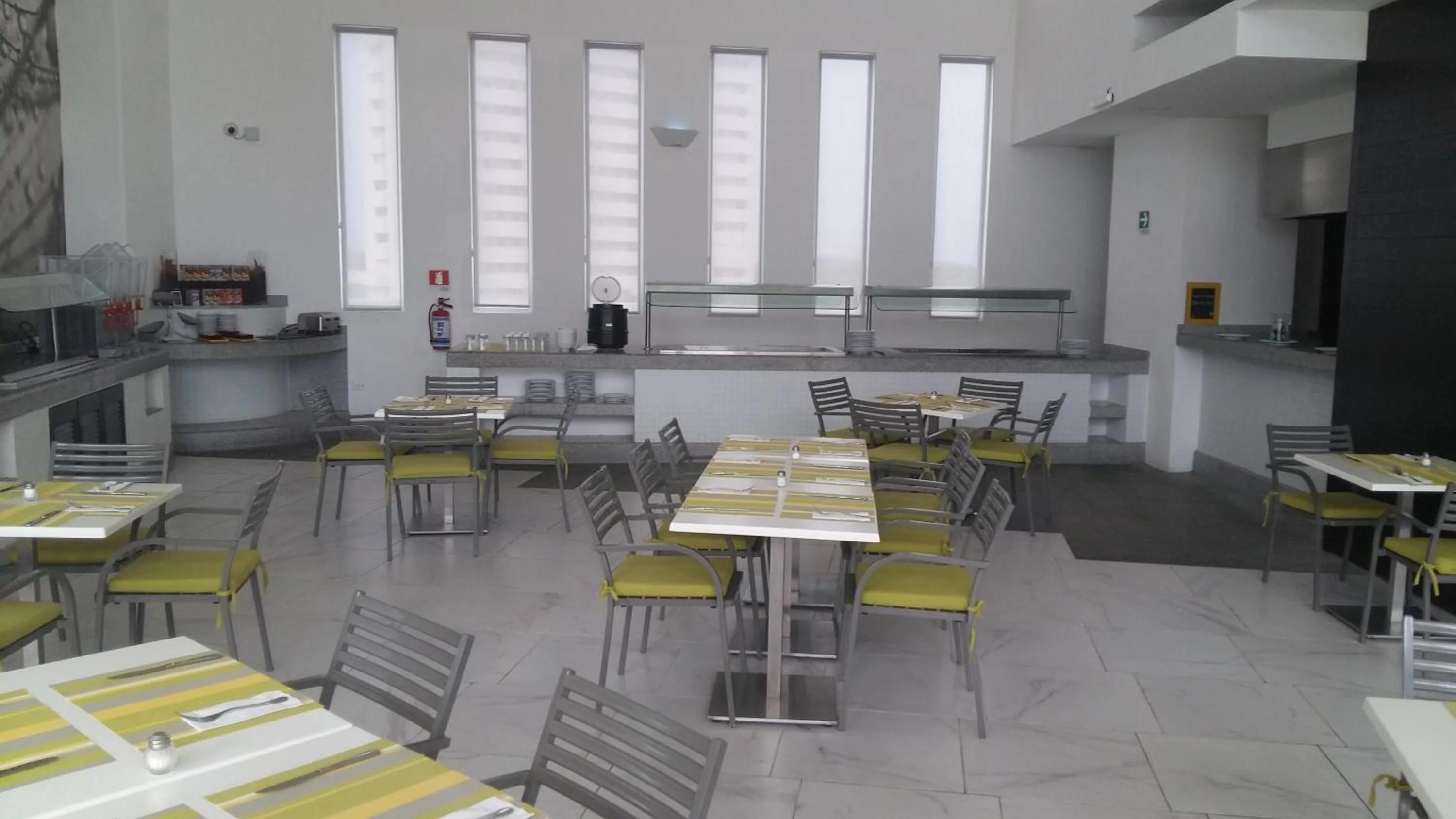 Restaurant/places to eat in Krystal Urban Cancun & Beach Club