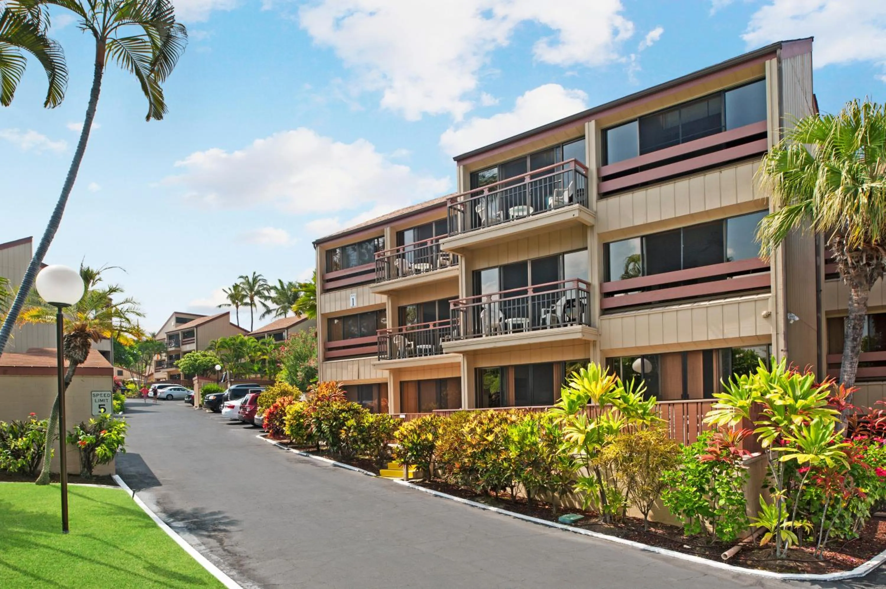 Facade/entrance in The Kona Billfisher