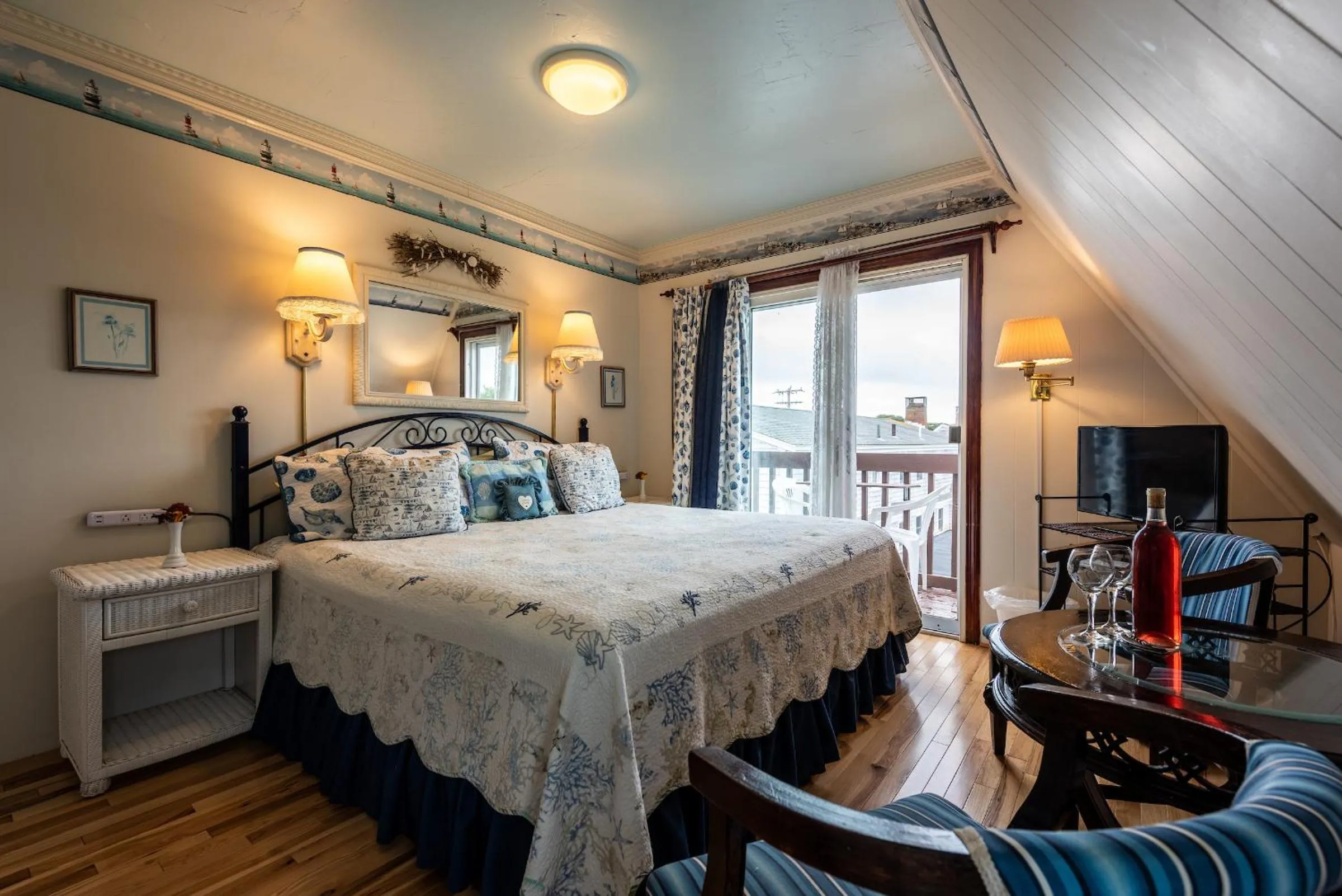 Bed in A Cape Cod Ocean Manor Inn