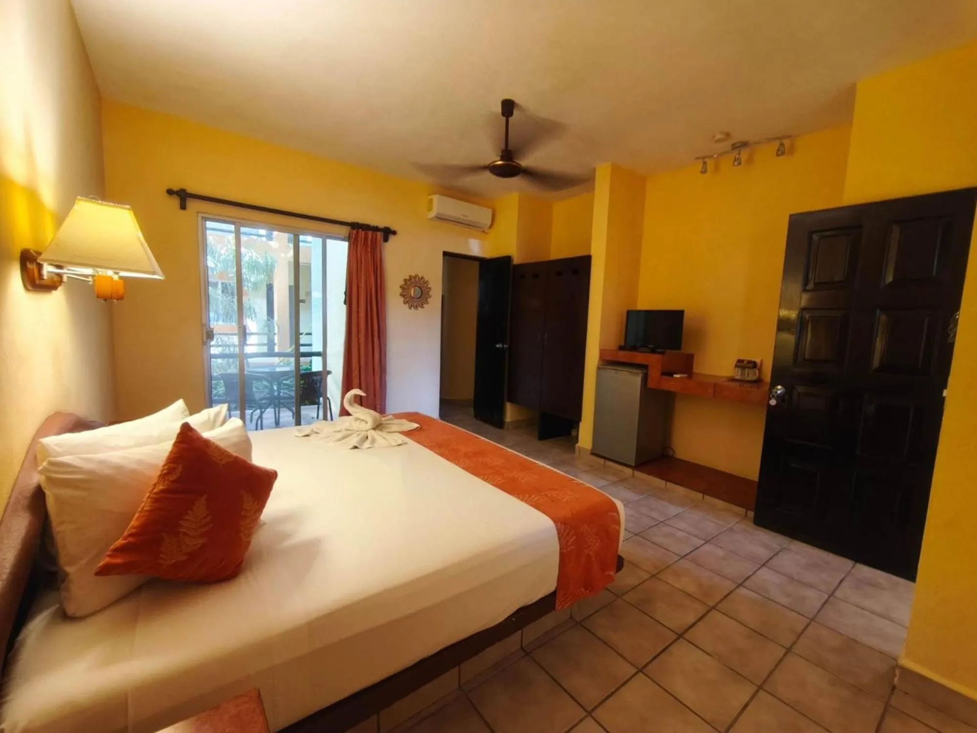 Bed in Hotel LunaSol