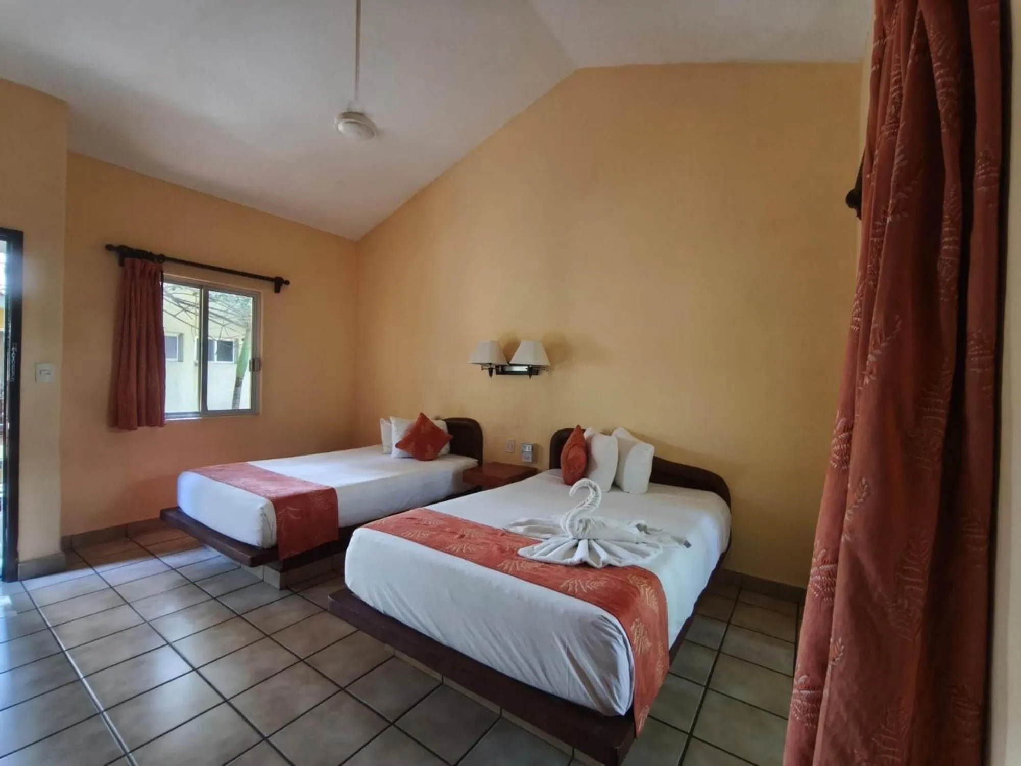 Photo of the whole room, Bed in Hotel LunaSol