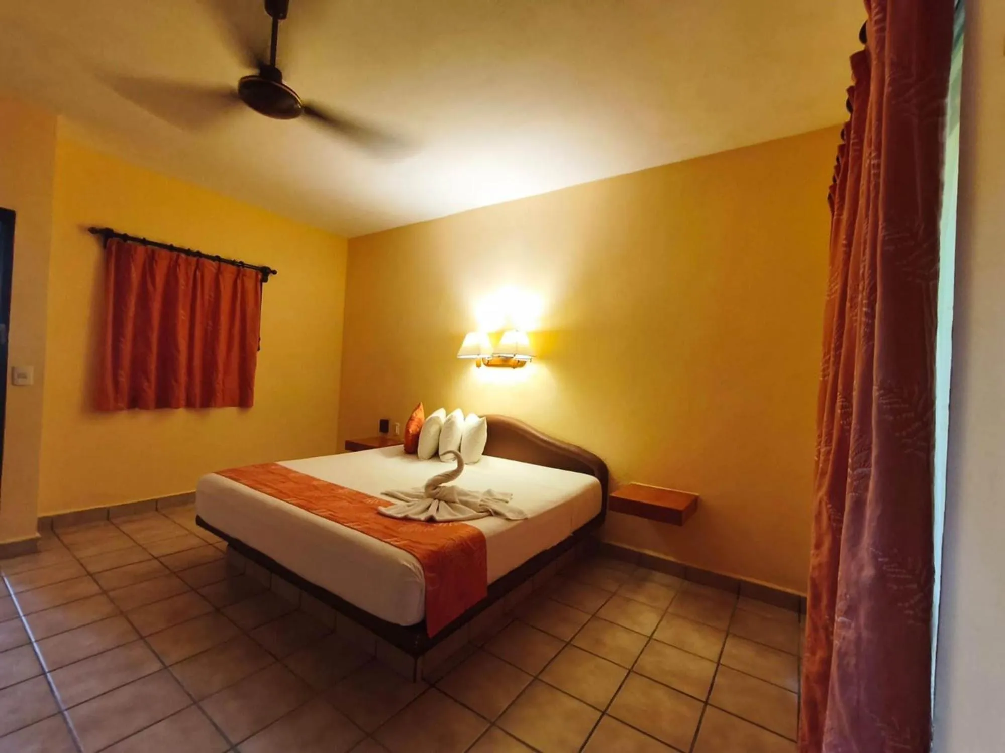 Photo of the whole room, Bed in Hotel LunaSol