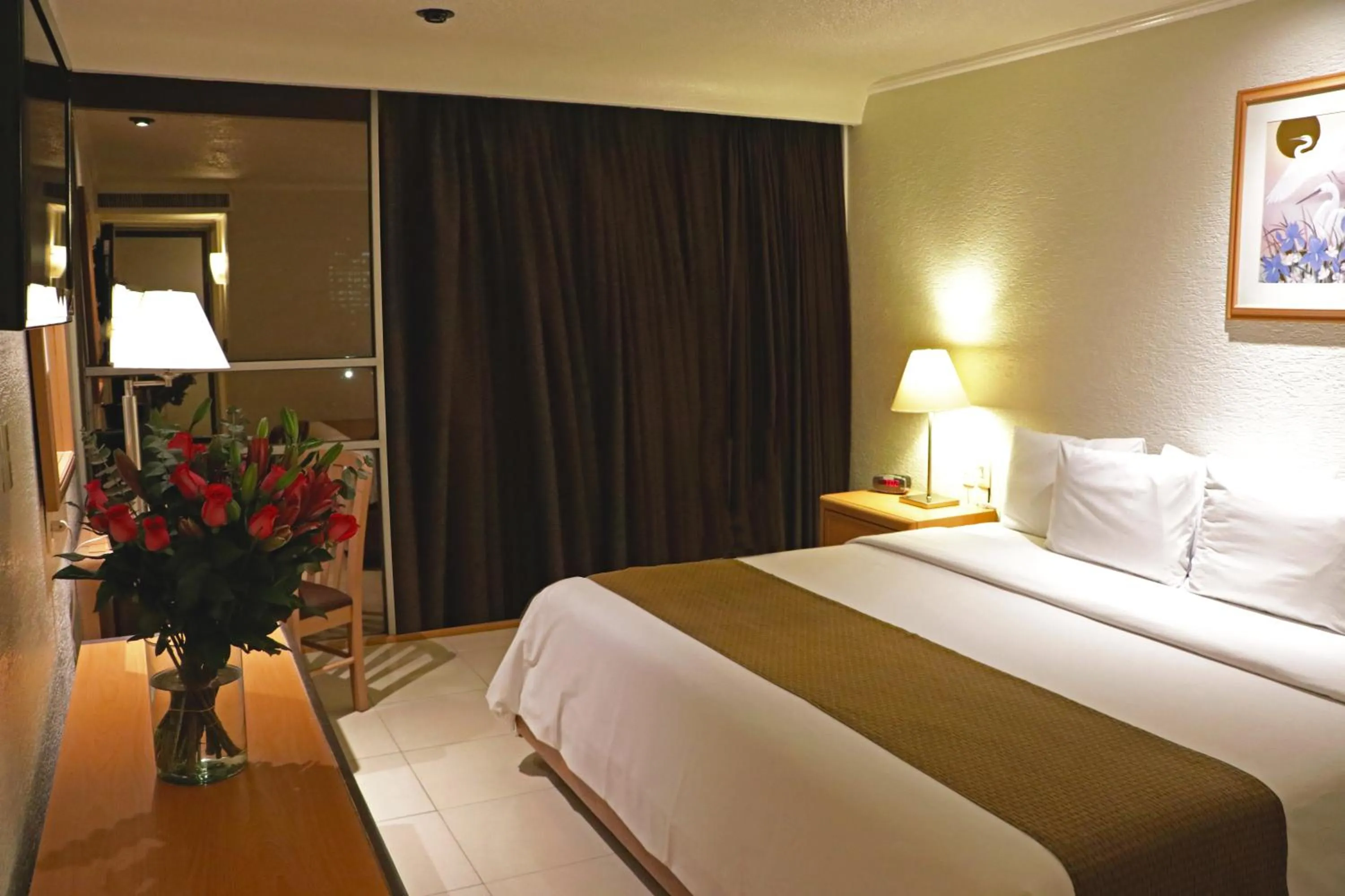 Photo of the whole room, Bed in Hotel PF