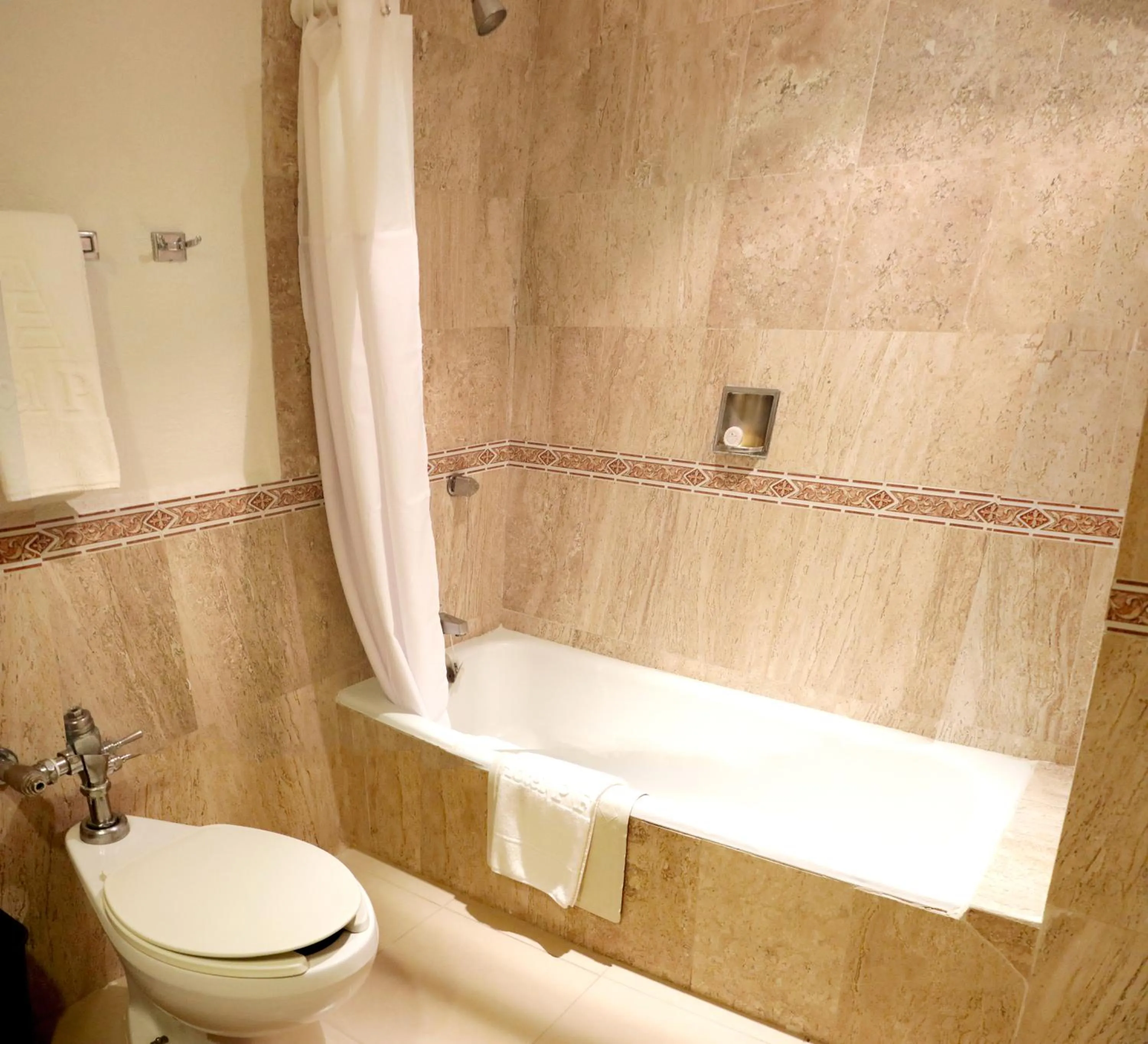 Bathroom in Hotel PF