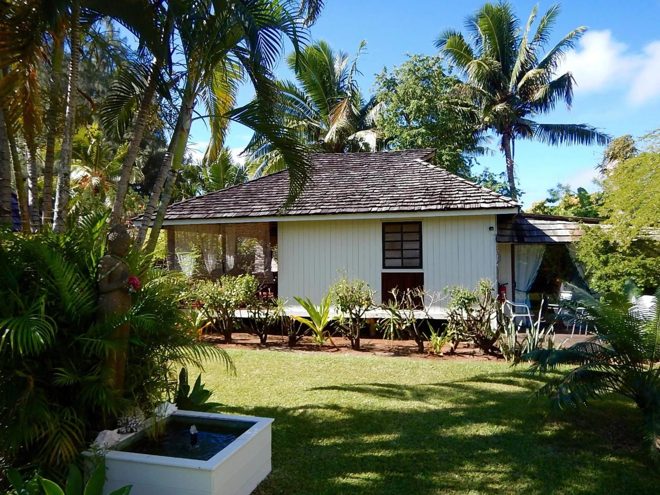 Photo of the whole room in Poerani Moorea