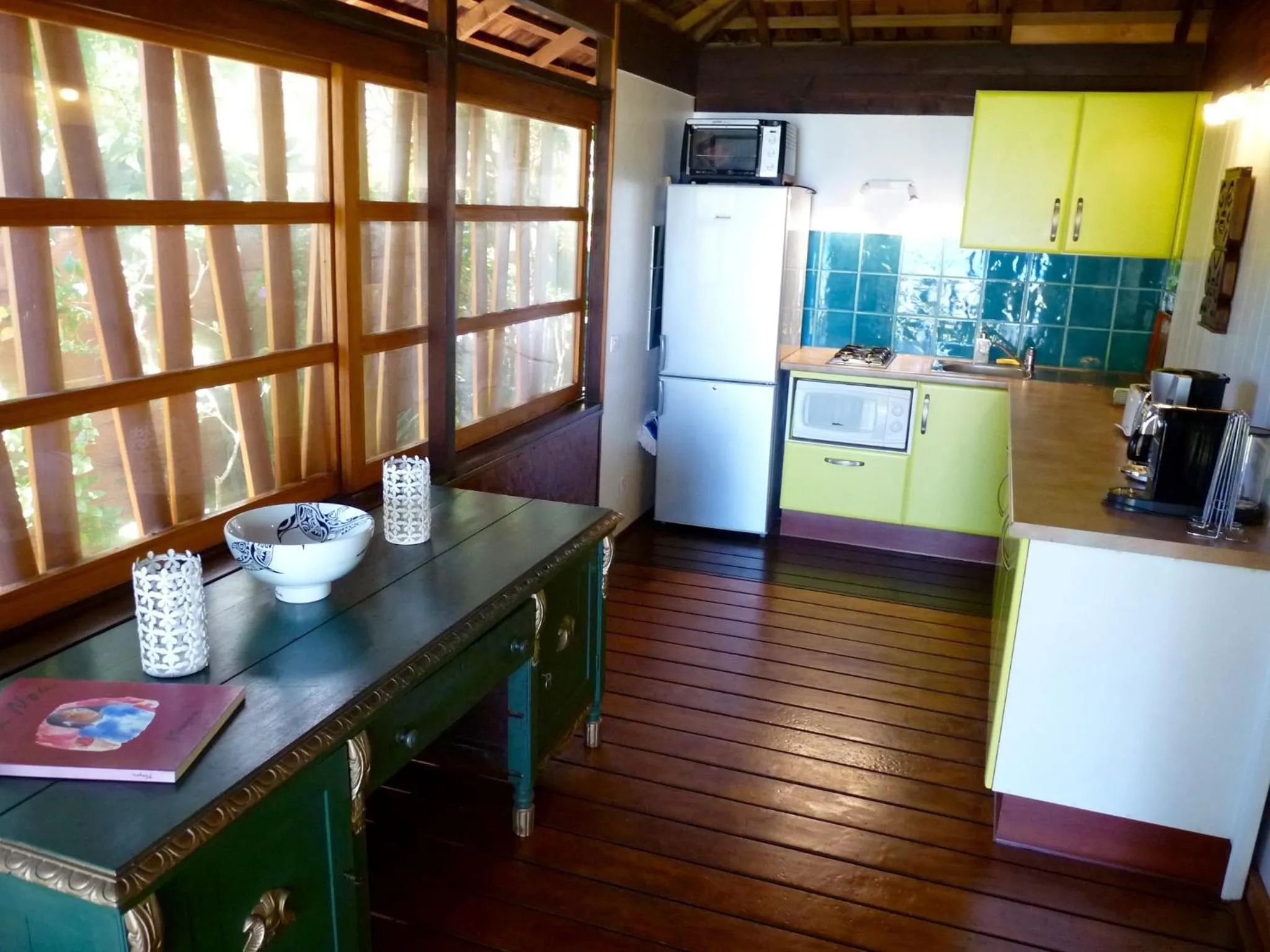 Kitchen or kitchenette in Poerani Moorea
