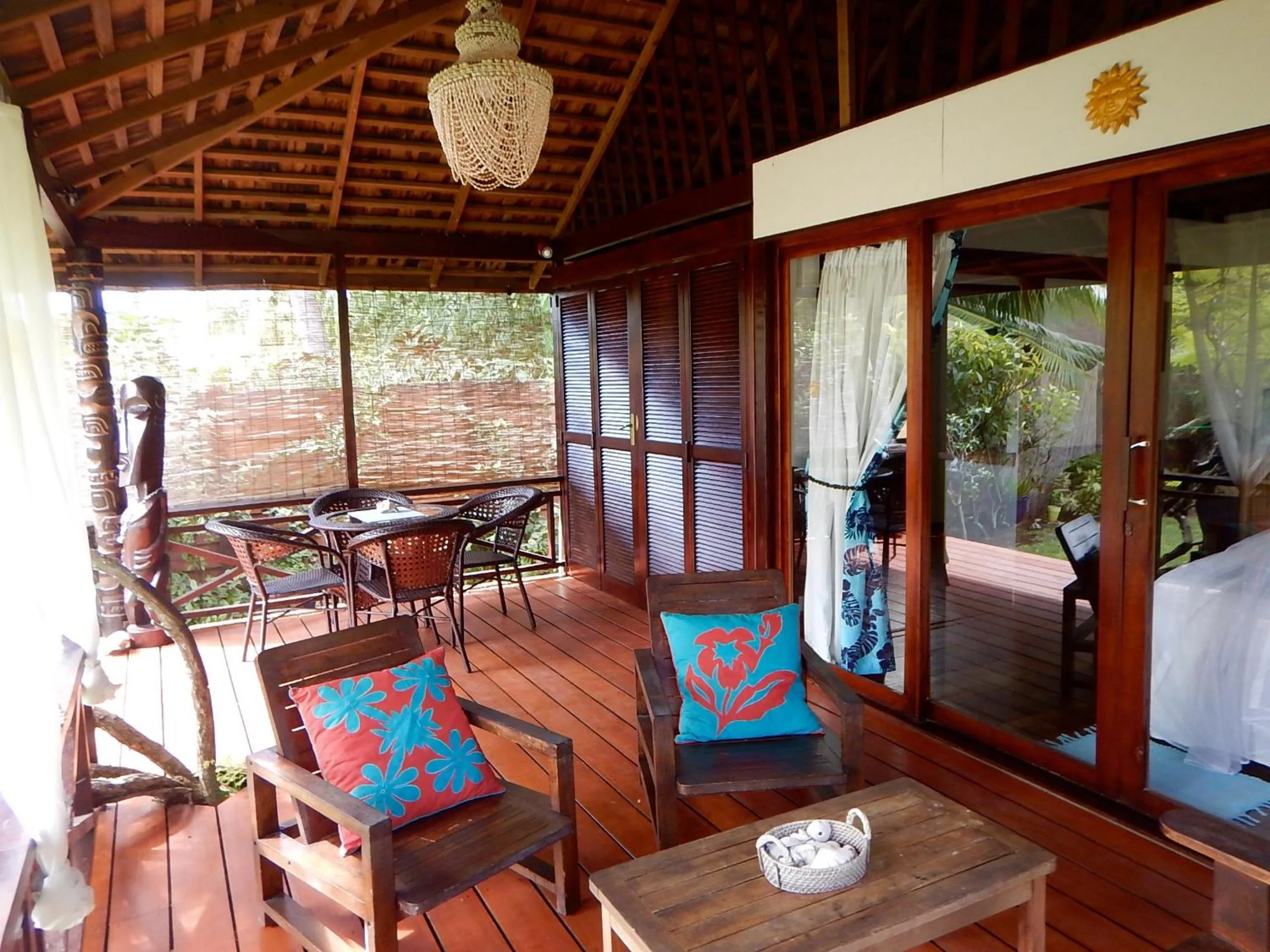 Patio in Poerani Moorea