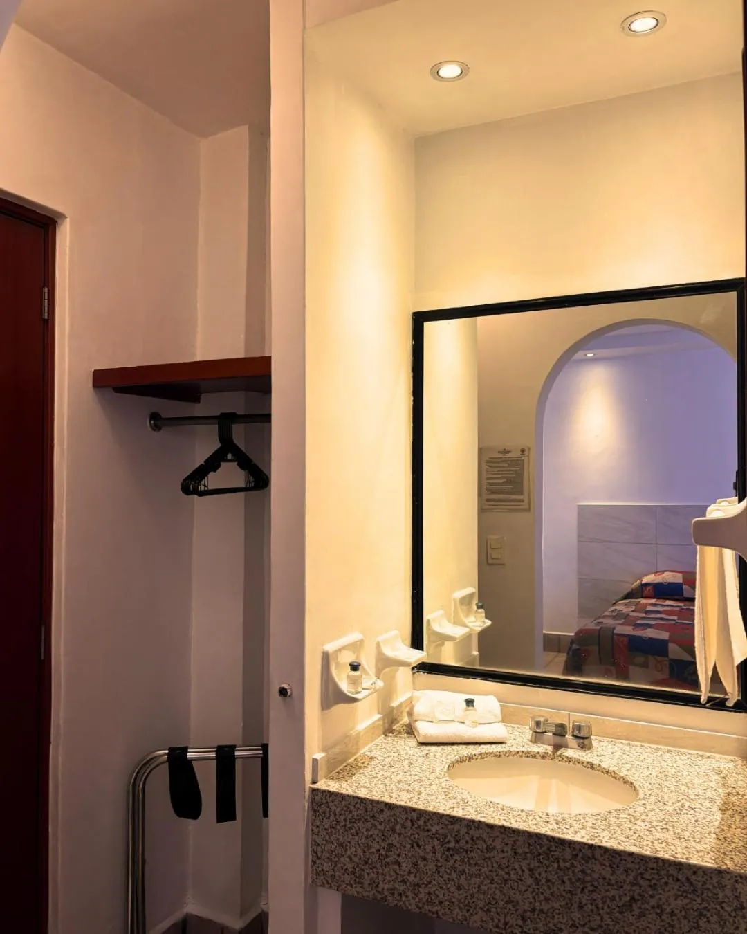 Hotel Arboledas Industrial