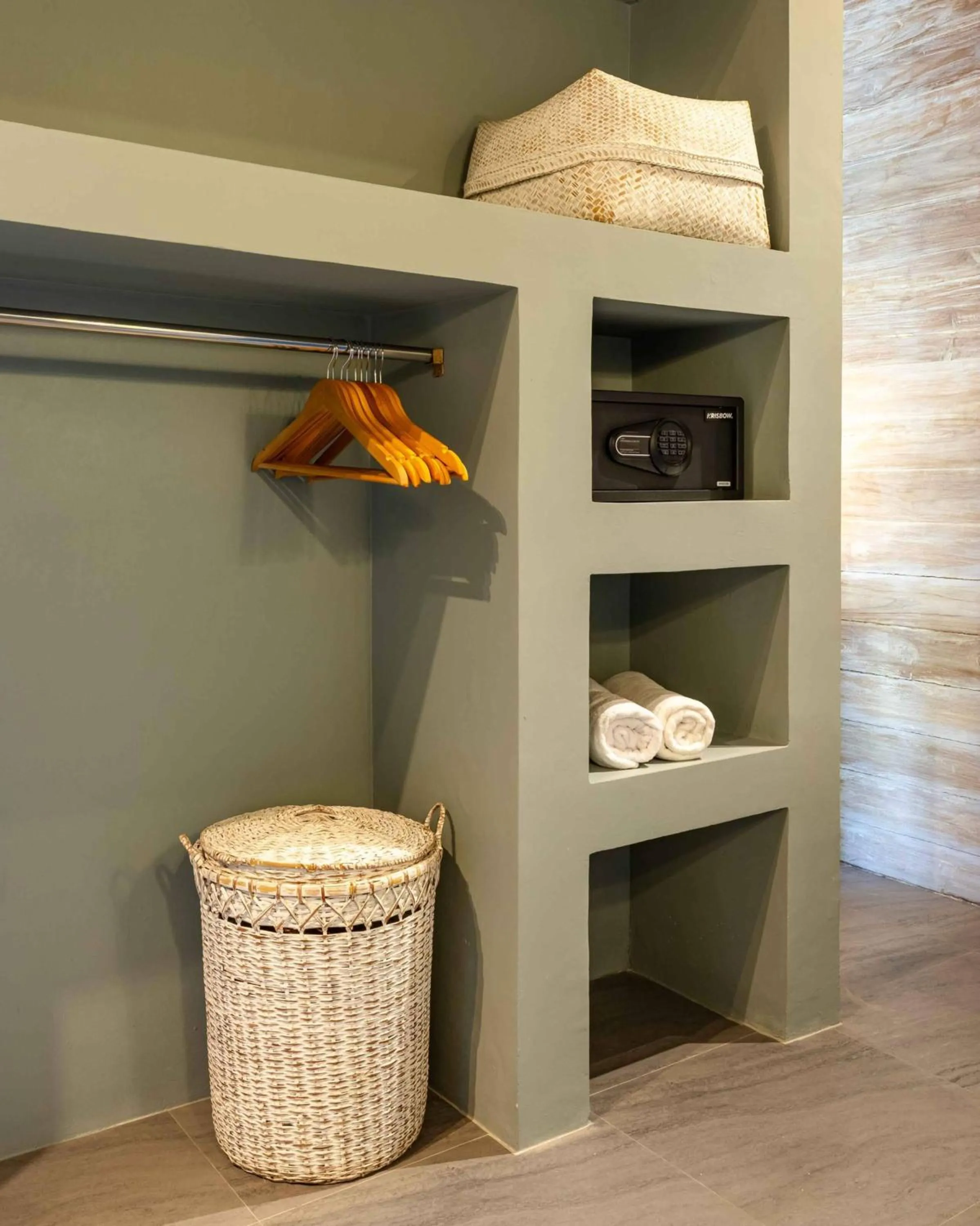 towels in Villa Du Bah - Cozy Tropical 3BR Villa 12min To Beach