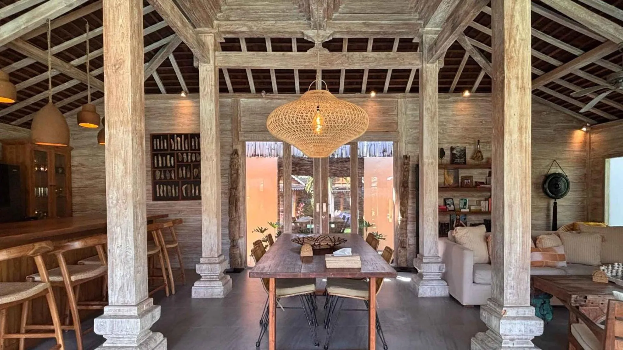 Seating area in Villa Du Bah - Cozy Tropical 3BR Villa 12min To Beach