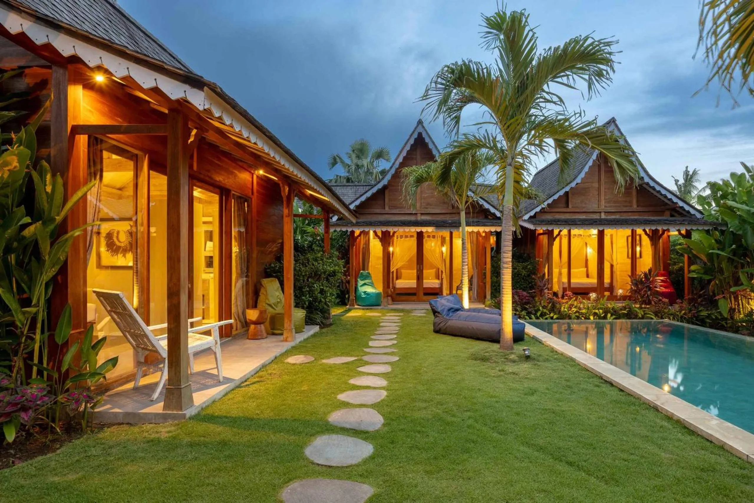 Property building in Villa Du Bah - Cozy Tropical 3BR Villa 12min To Beach