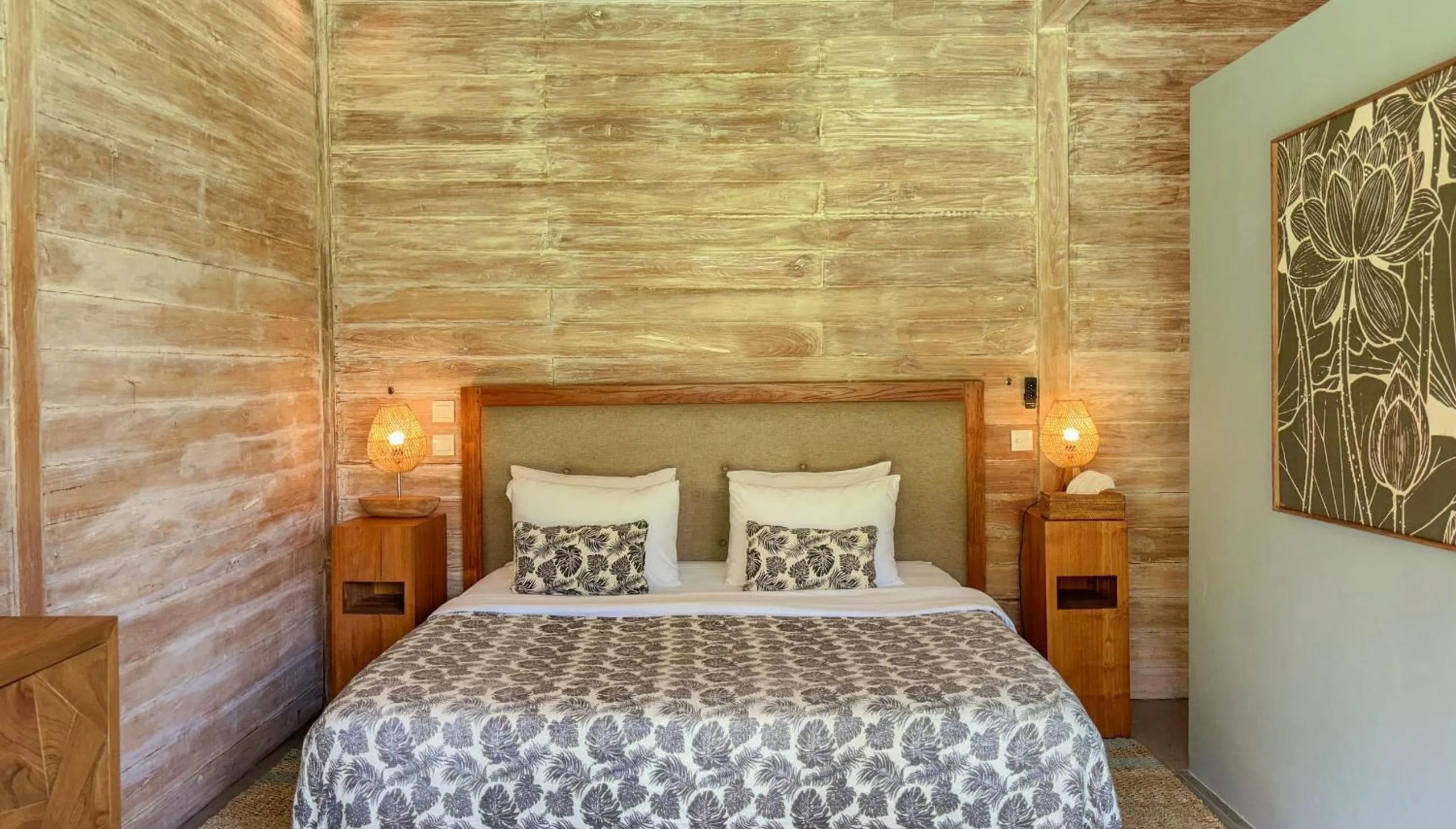 Bedroom, Bed in Villa Du Bah - Cozy Tropical 3BR Villa 12min To Beach