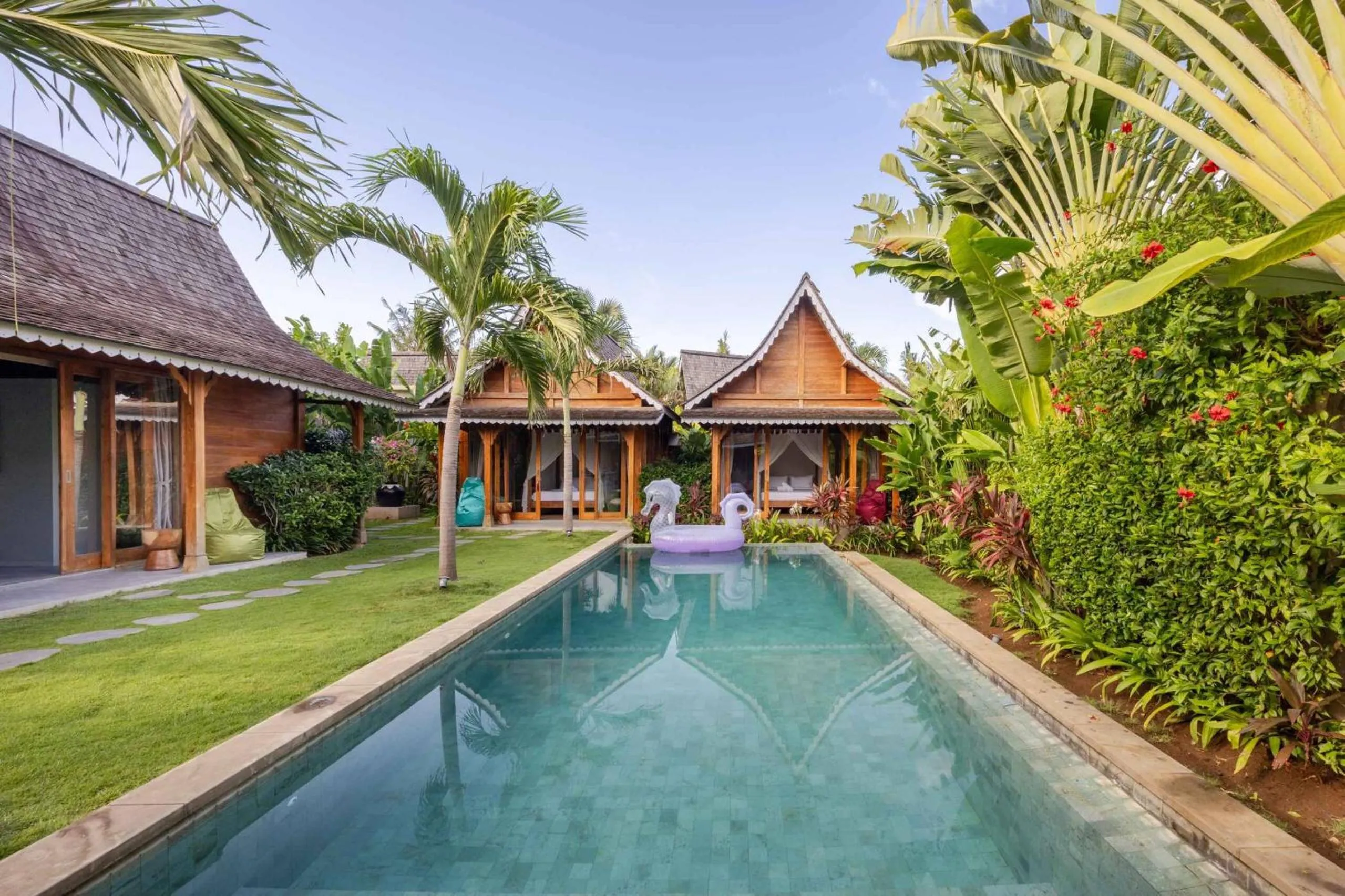 Property building in Villa Du Bah - Cozy Tropical 3BR Villa 12min To Beach