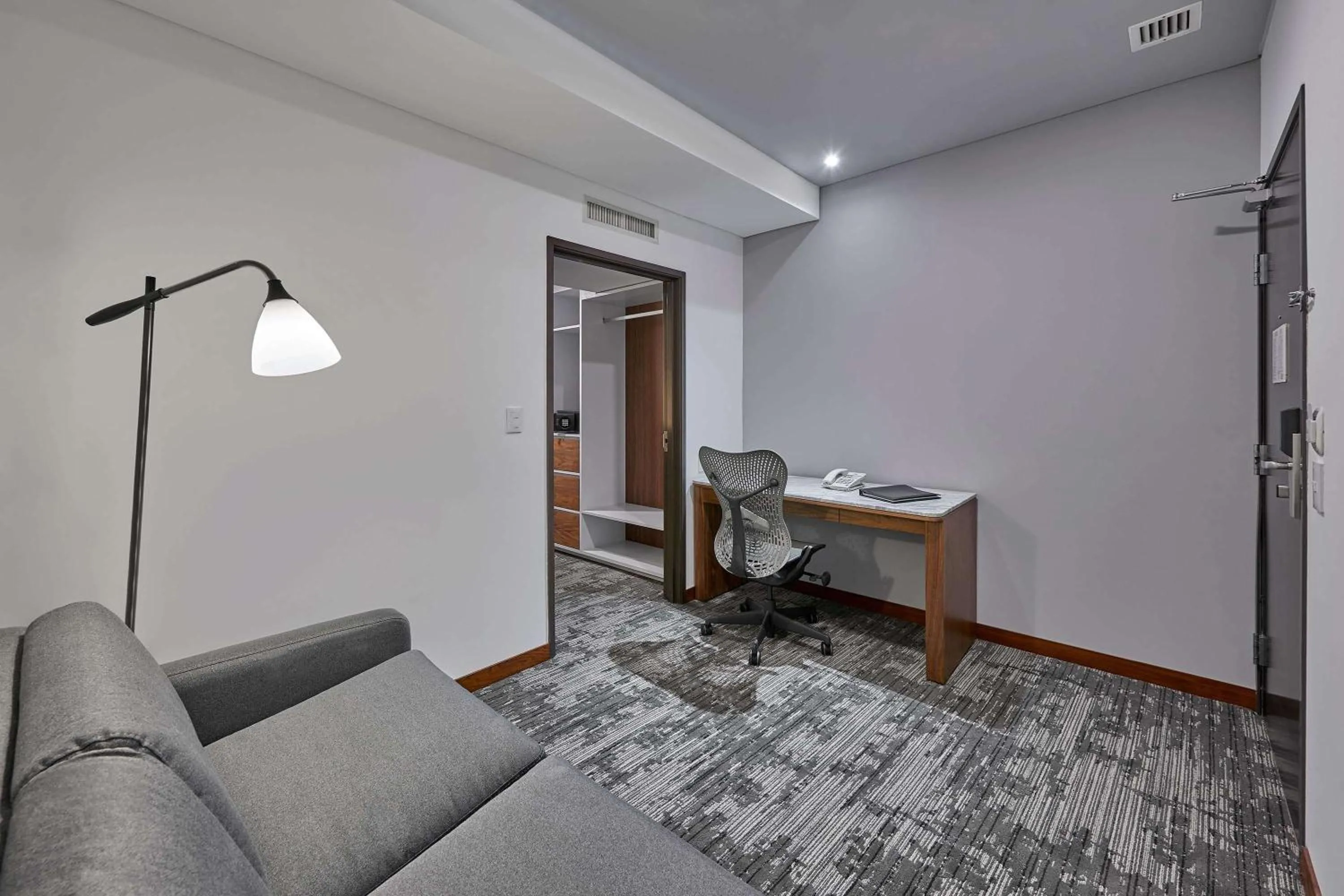 Photo of the whole room in Wyndham Garden Mexico City - Polanco