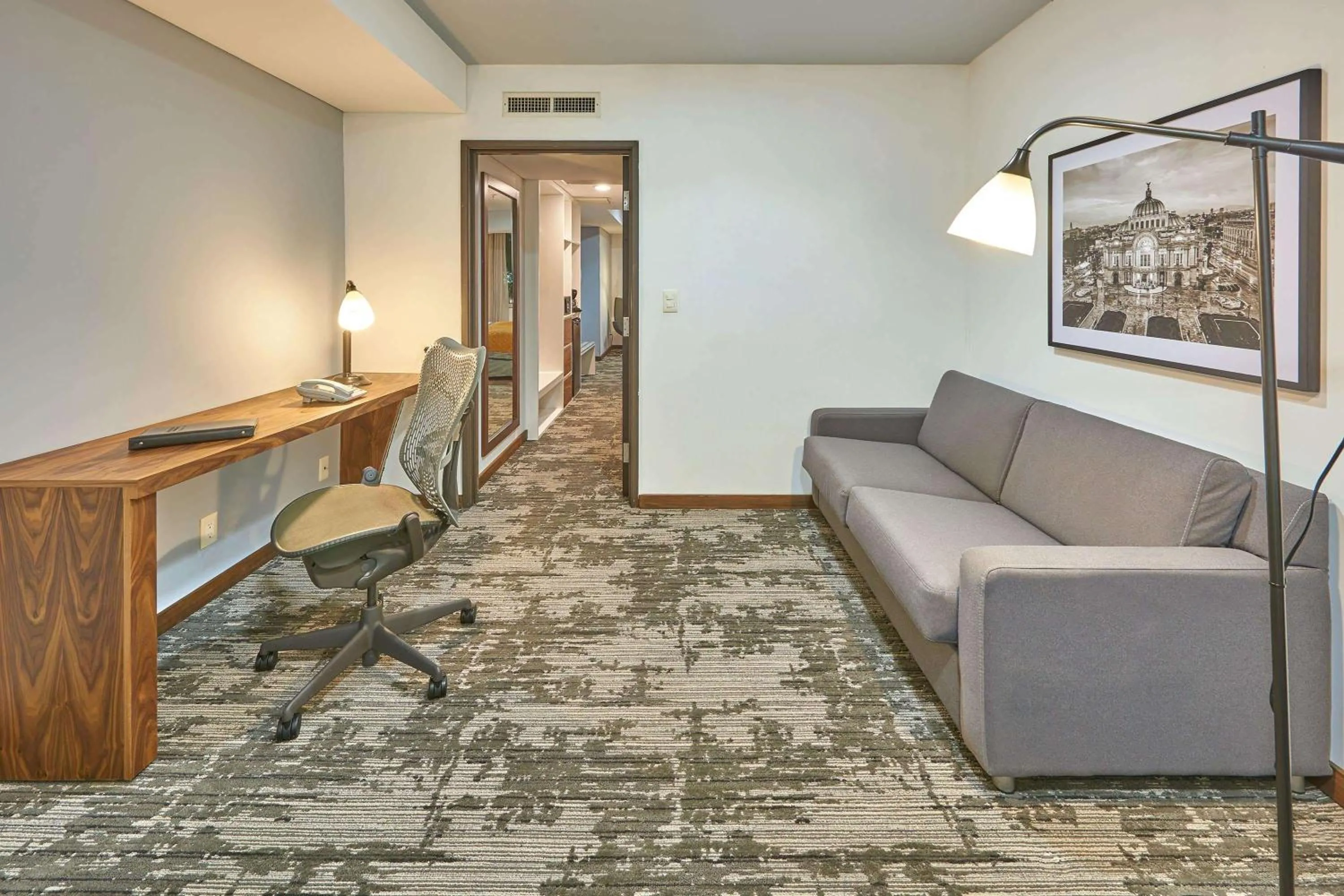 Photo of the whole room in Wyndham Garden Mexico City - Polanco