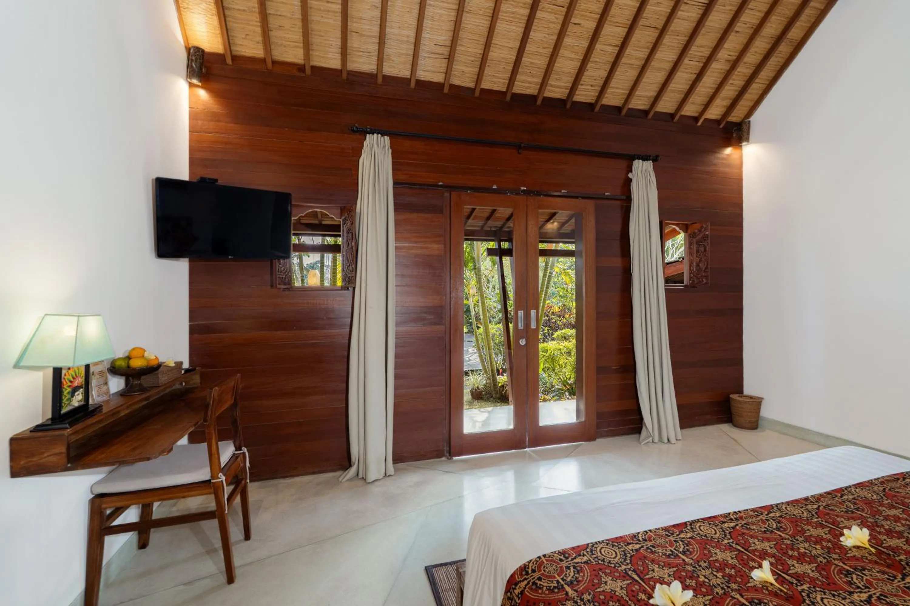Bed in Villa Tegal Tis Ubud