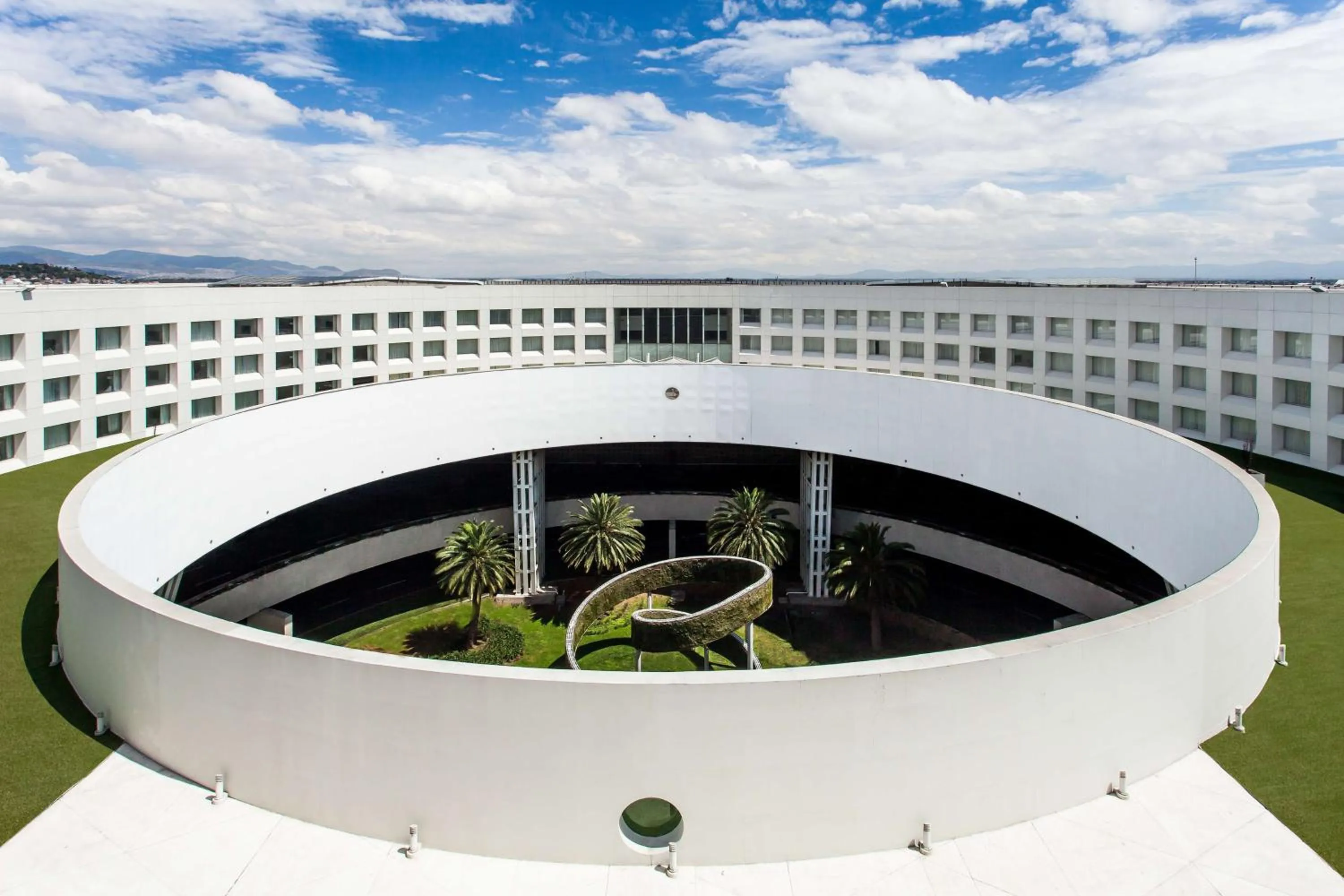Property building in NH Collection Mexico City Airport T2