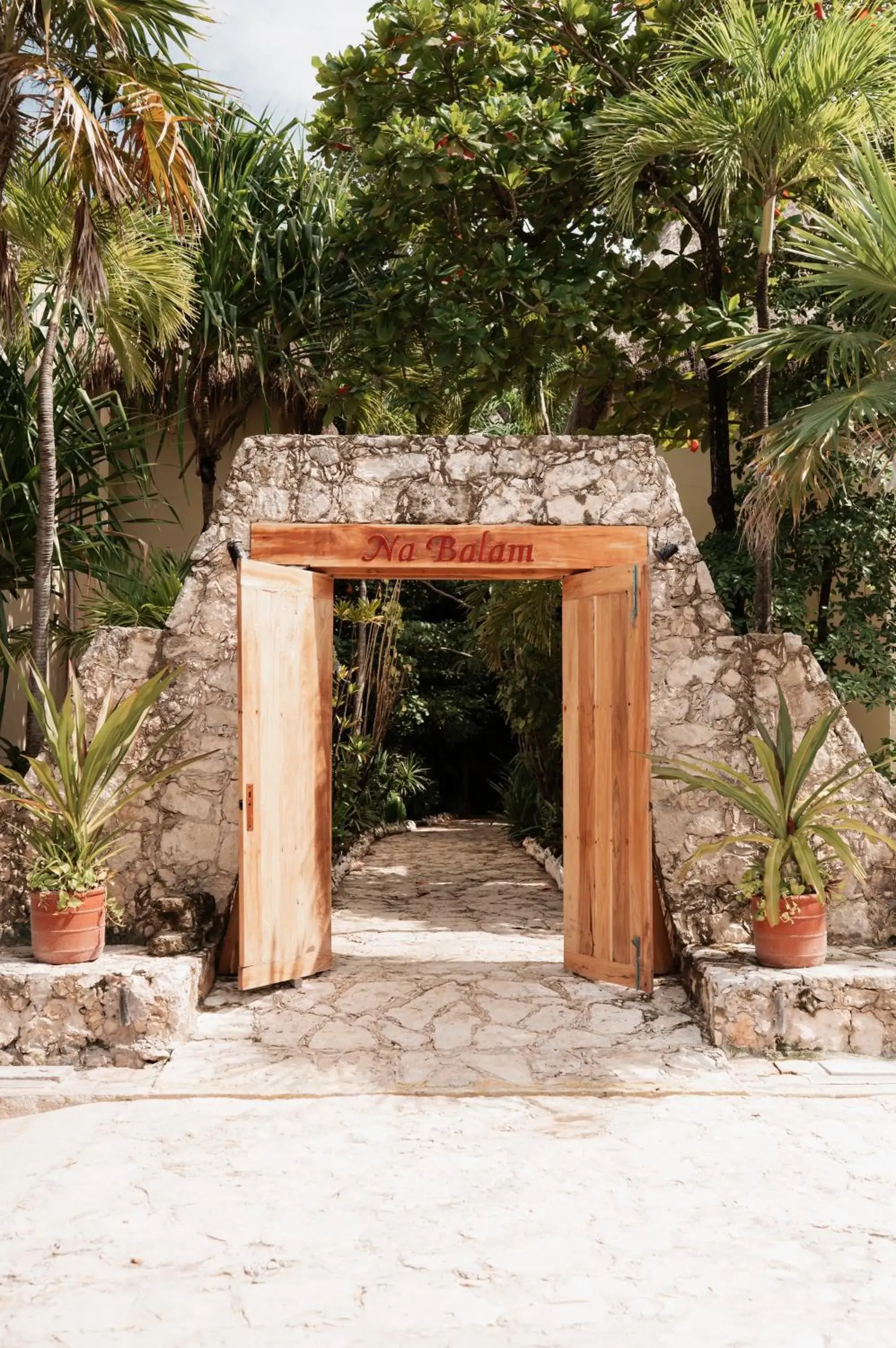 Facade/entrance in Na Balam Hotel Facade/entrance in Na Balam Hotel