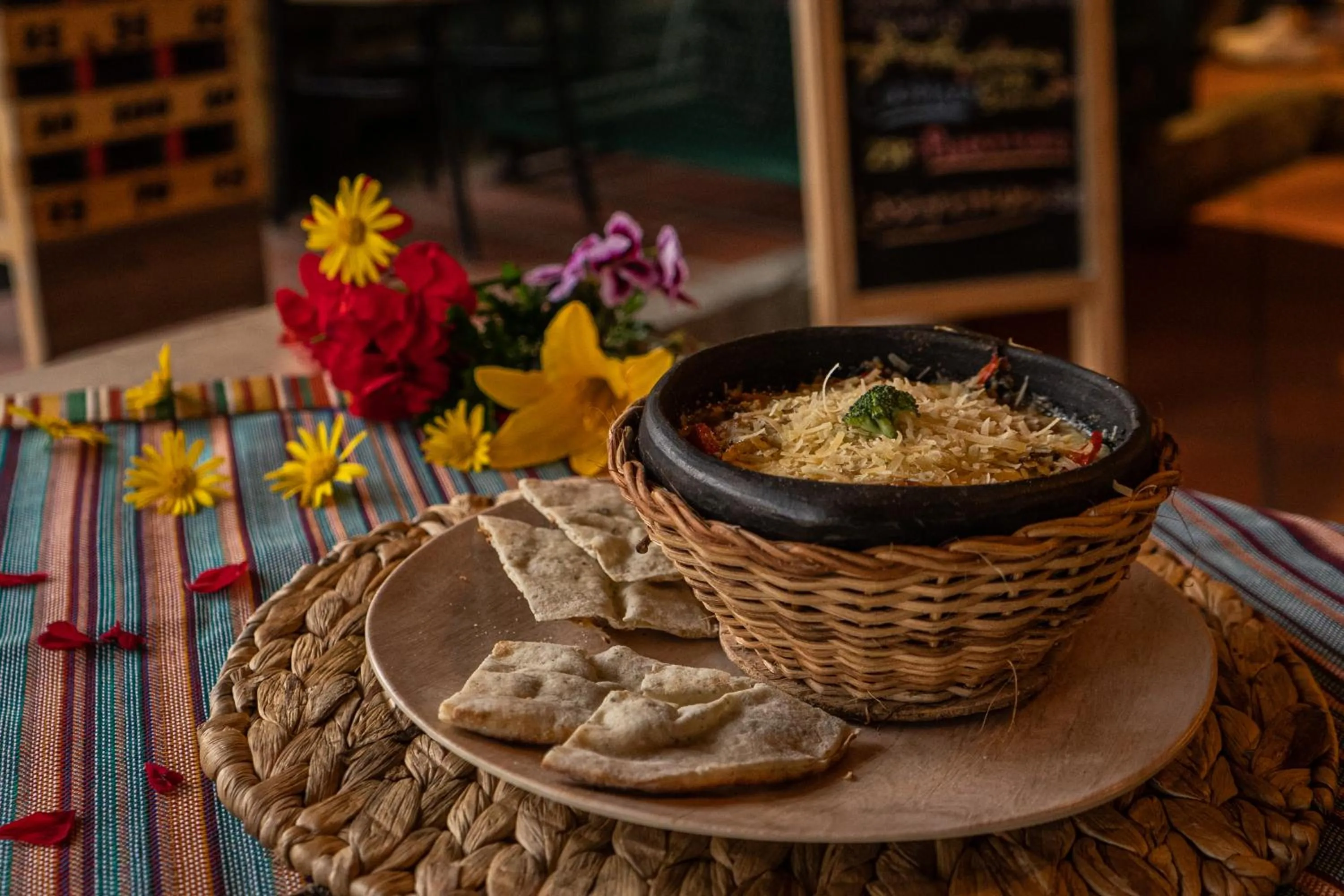 Restaurant/places to eat in Viajero Salento Hostel