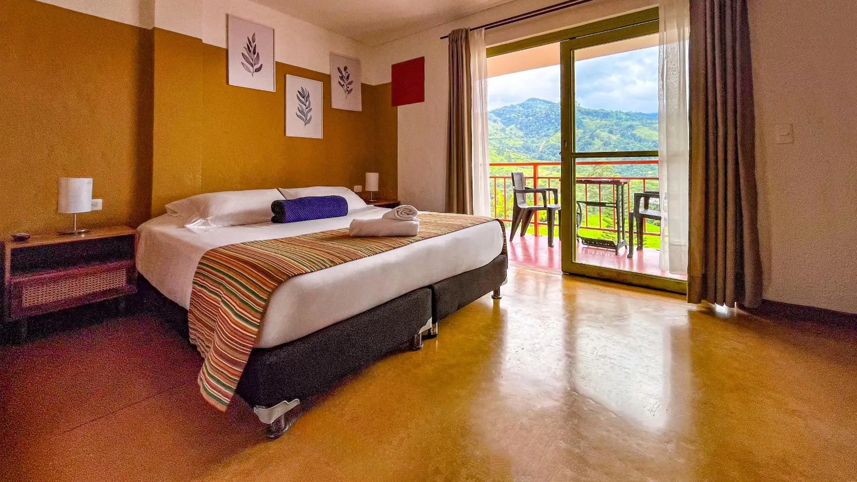 Premium Double Room with Mountain Views in Viajero Salento Hostel Premium Double Room with Mountain Views in Viajero Salento Hostel