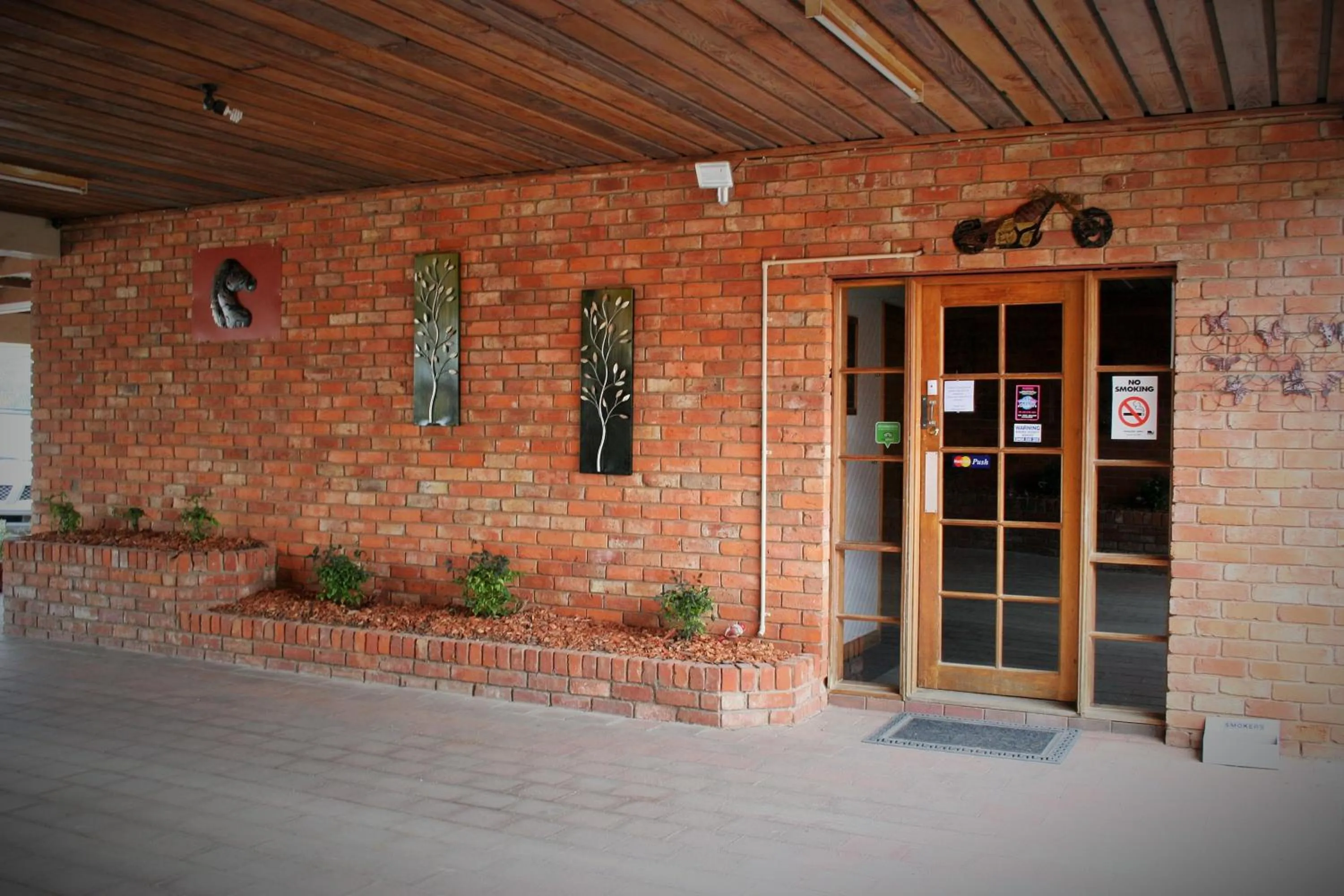 Decorative detail in Kerang Motel