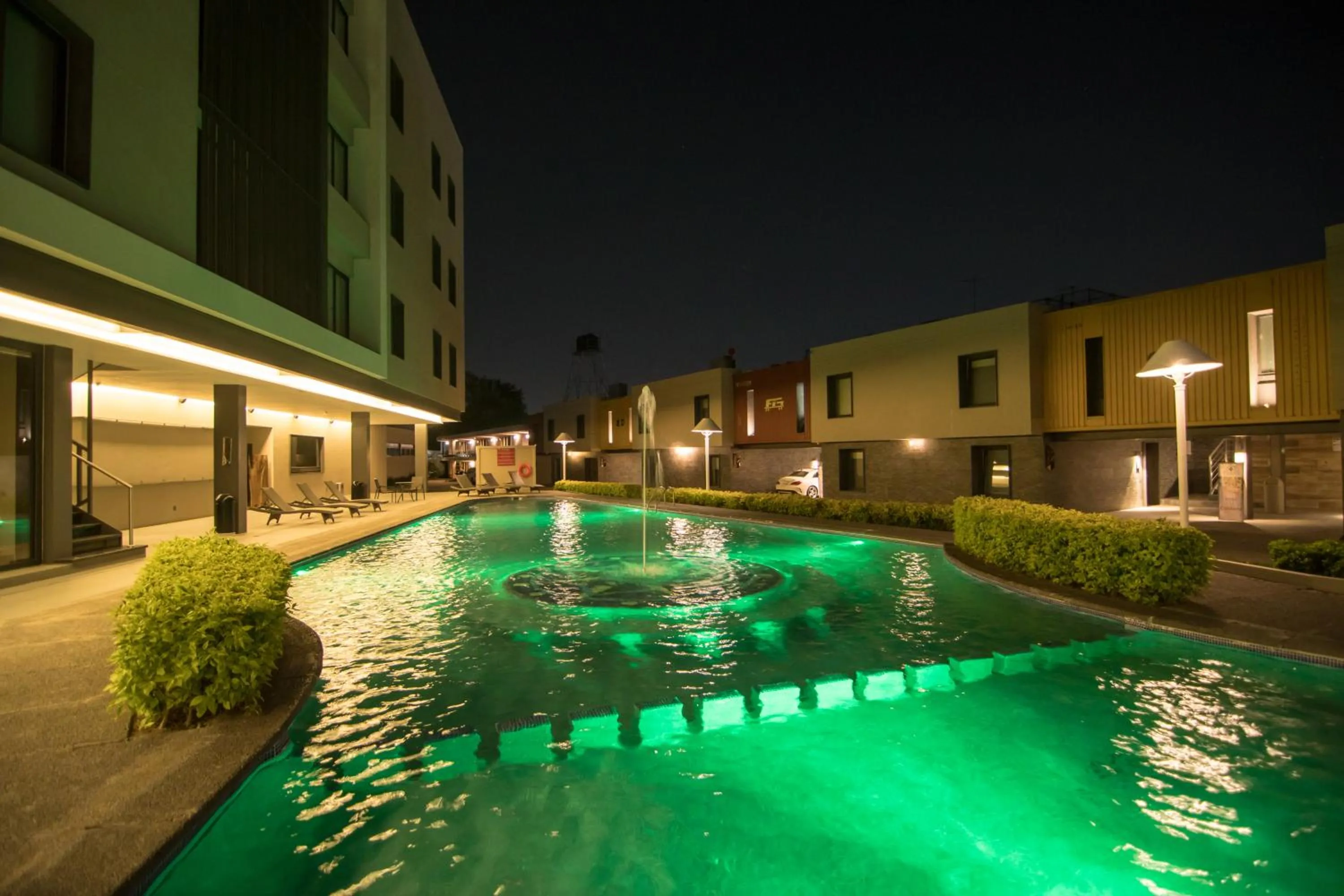 Swimming pool in Hotel Ronda Minerva