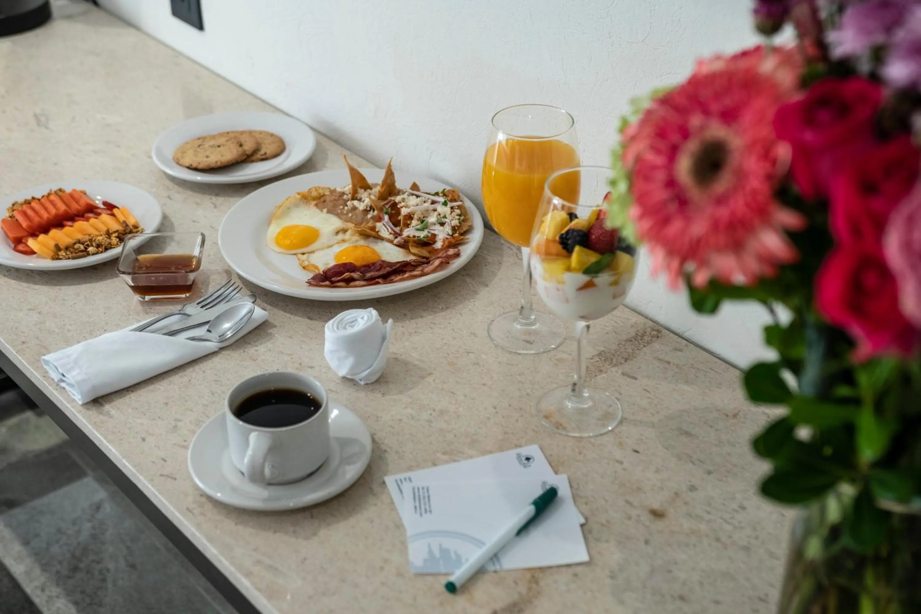 Food and drinks in Hotel Ronda Minerva