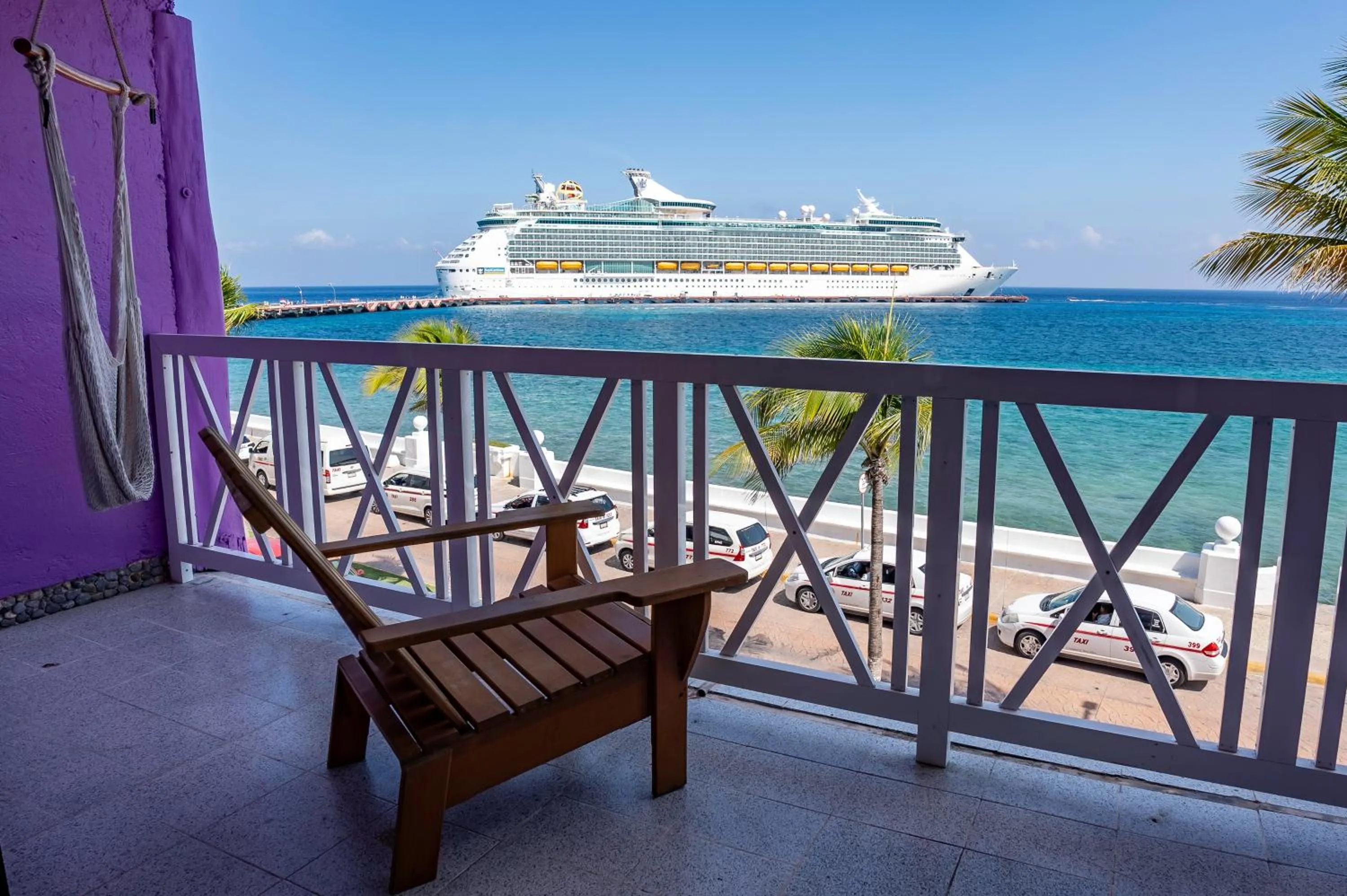 Balcony/Terrace in Hotel Vista del Mar with Beach Club access included