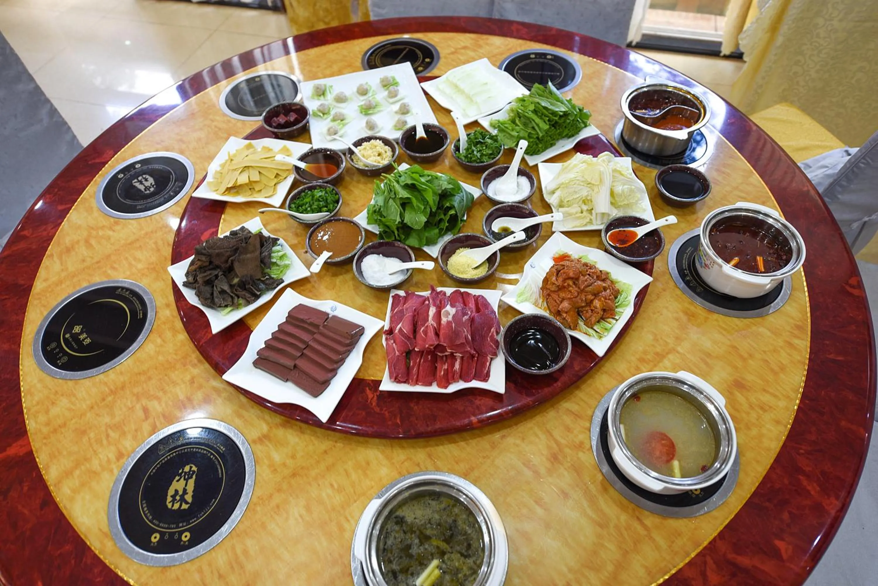 Food and drinks in Kololo Courts Hotel and Restaurant Kampala