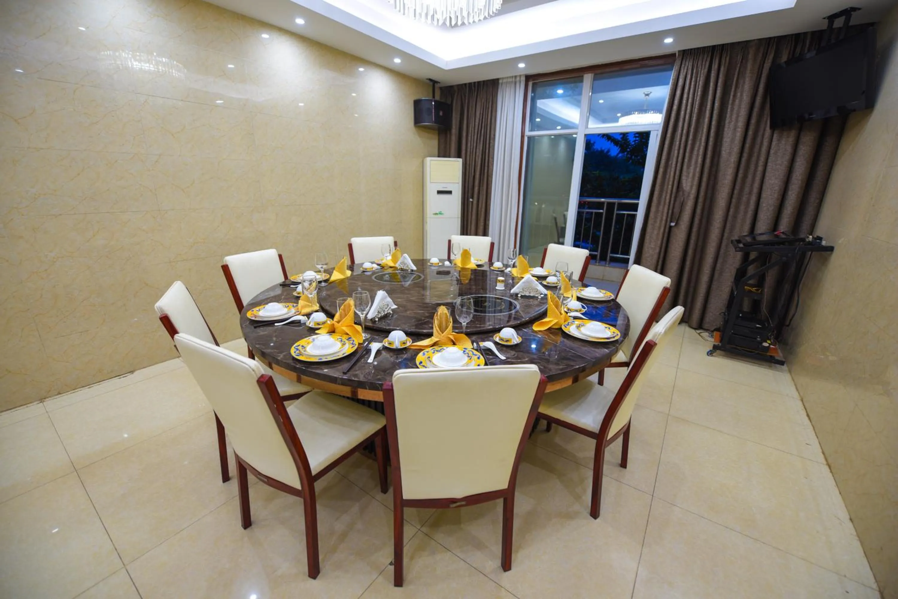 Banquet/Function facilities in Kololo Courts Hotel and Restaurant Kampala