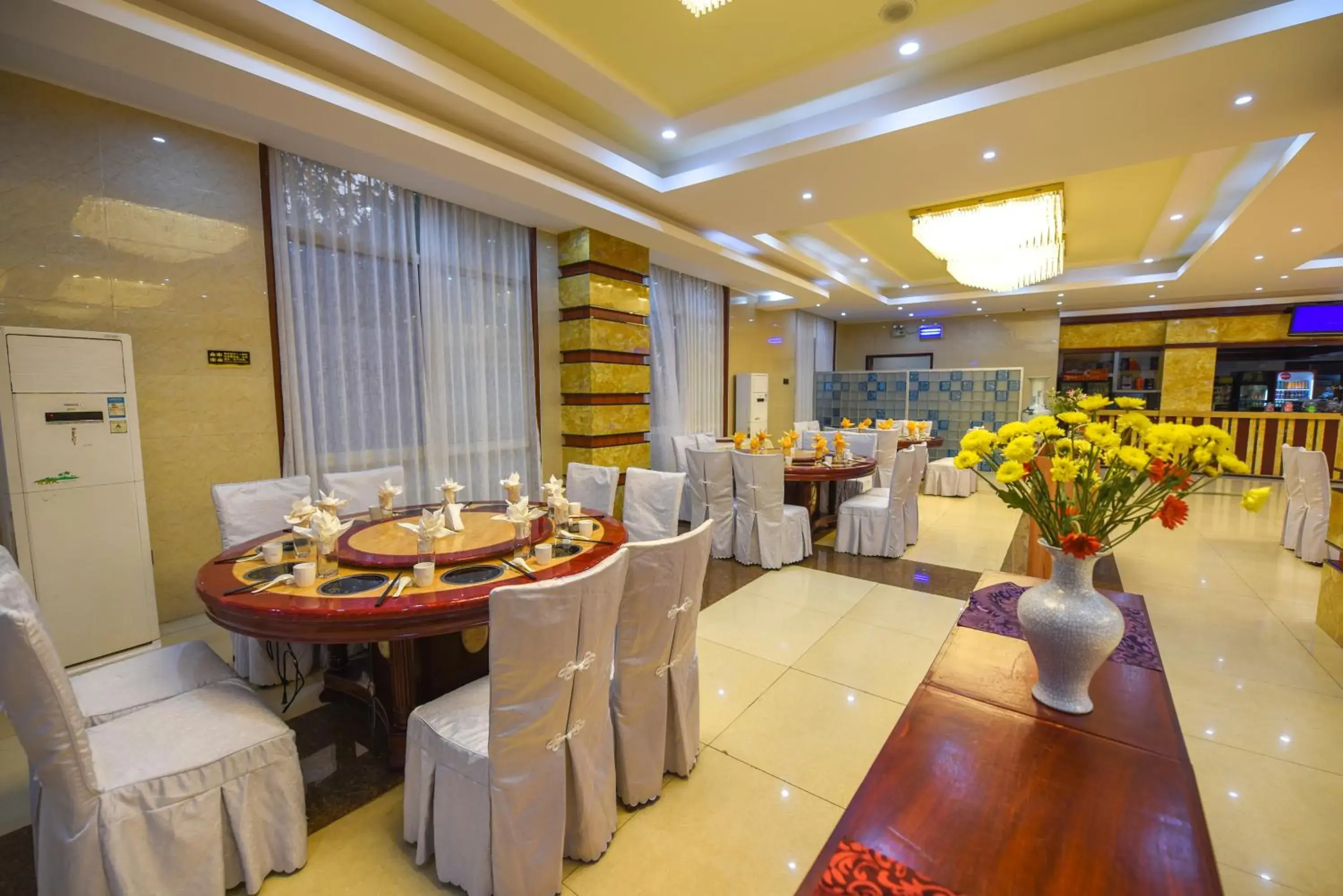 Restaurant/places to eat in Kololo Courts Hotel and Restaurant Kampala Restaurant/places to eat in Kololo Courts Hotel and Restaurant Kampala
