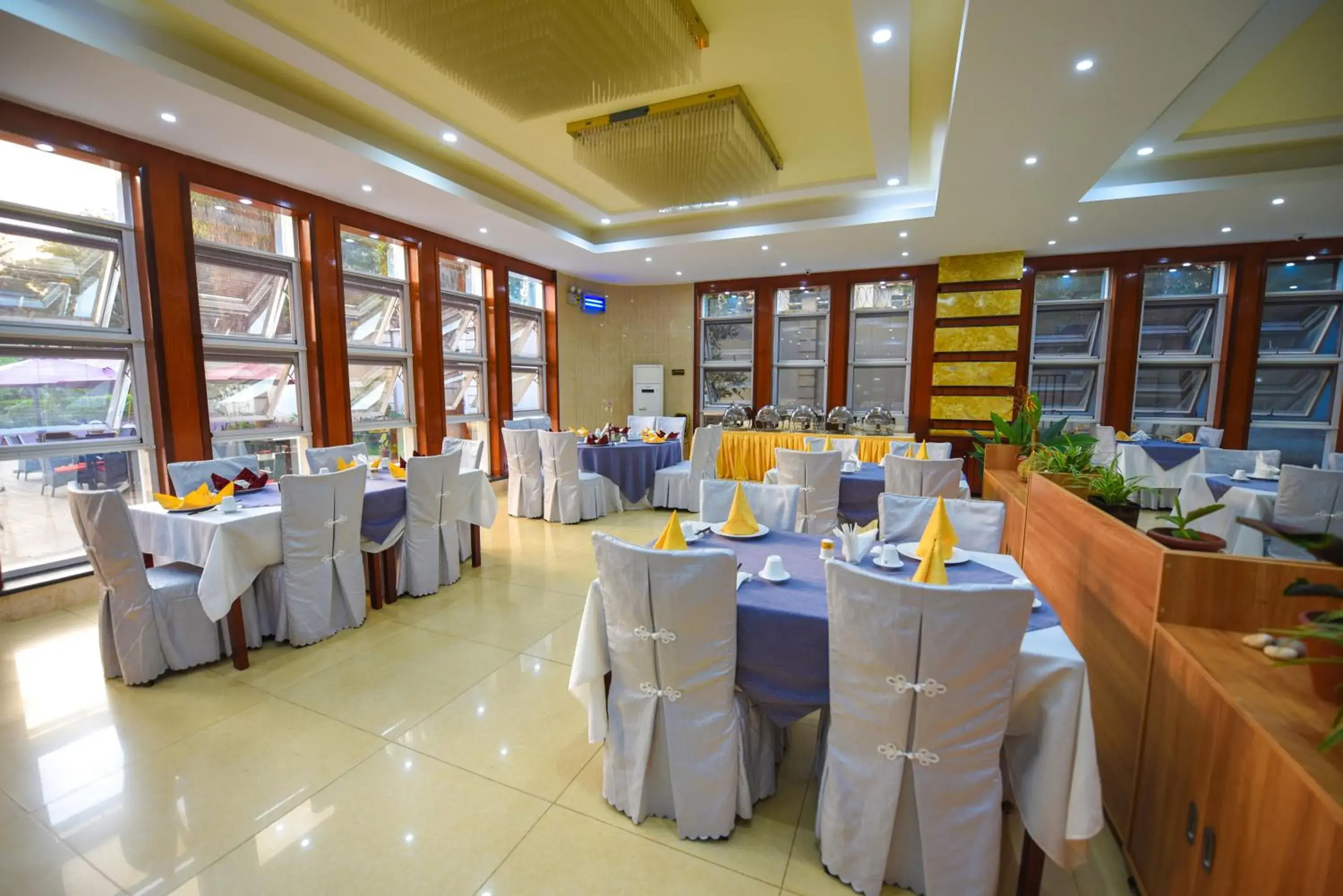 Restaurant/places to eat in Kololo Courts Hotel and Restaurant Kampala Restaurant/places to eat in Kololo Courts Hotel and Restaurant Kampala