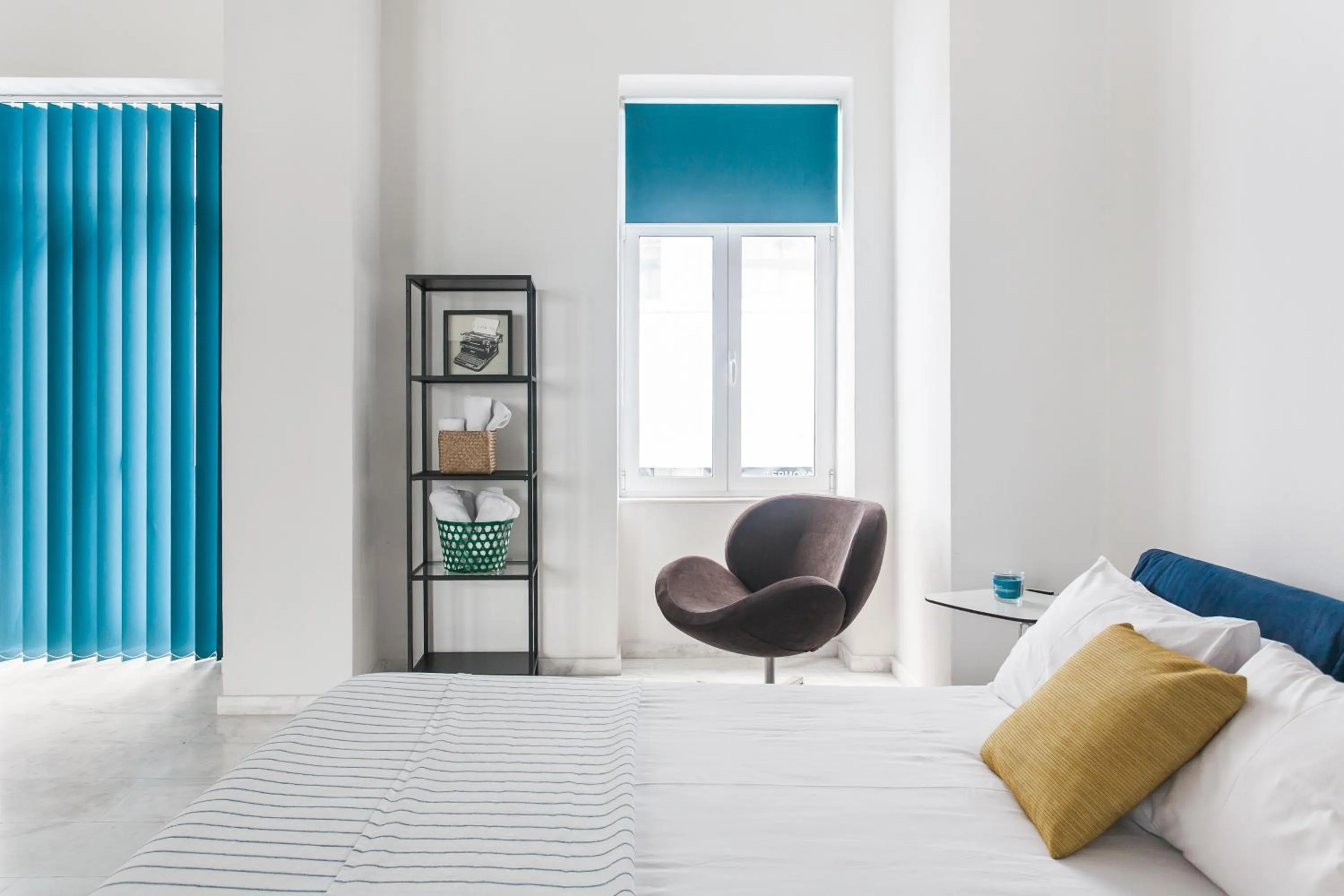 Bedroom, Bed in Concierge Downtown