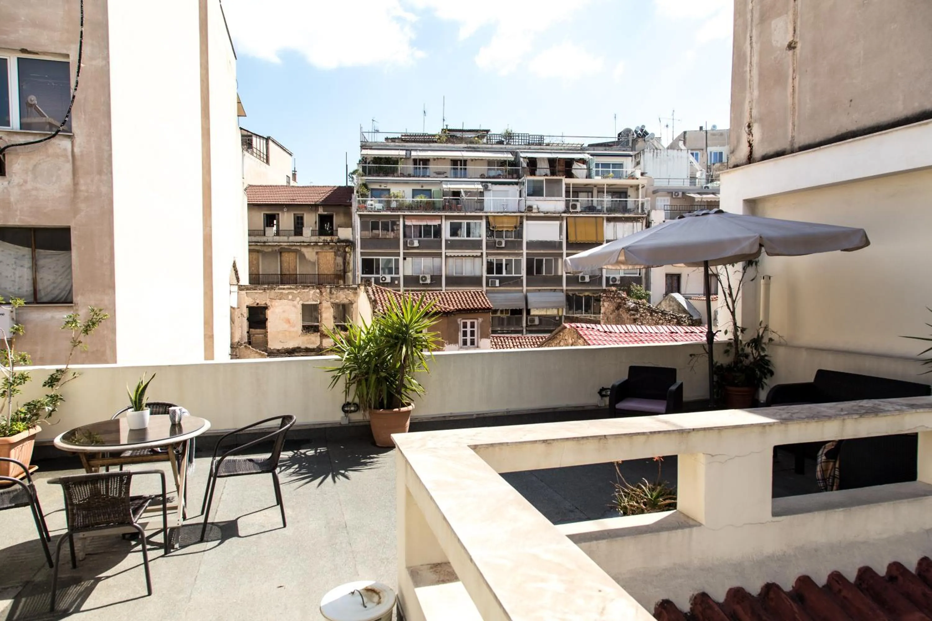 Patio in Concierge Downtown