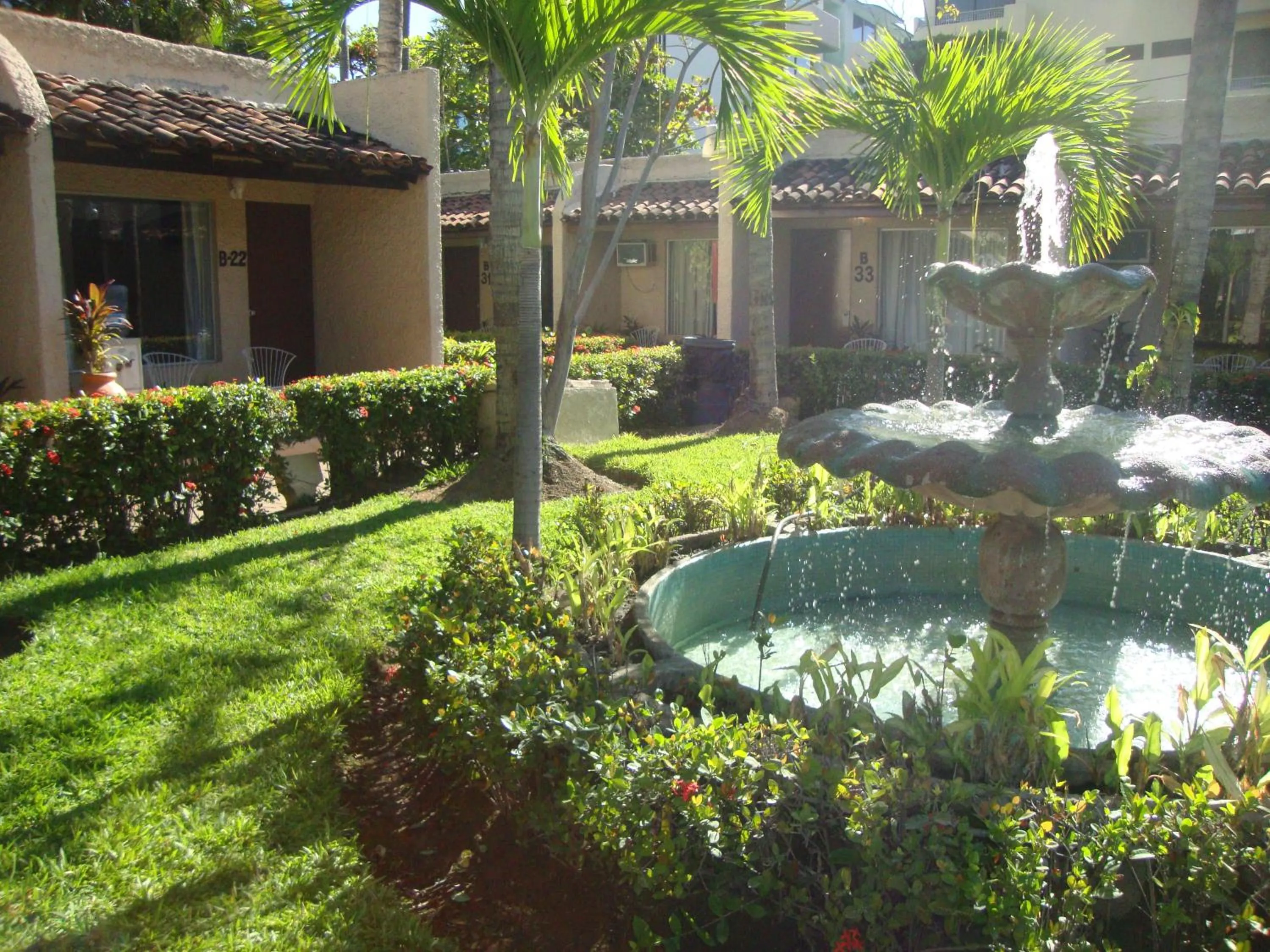 Garden in Sands Acapulco Hotel & Bungalows