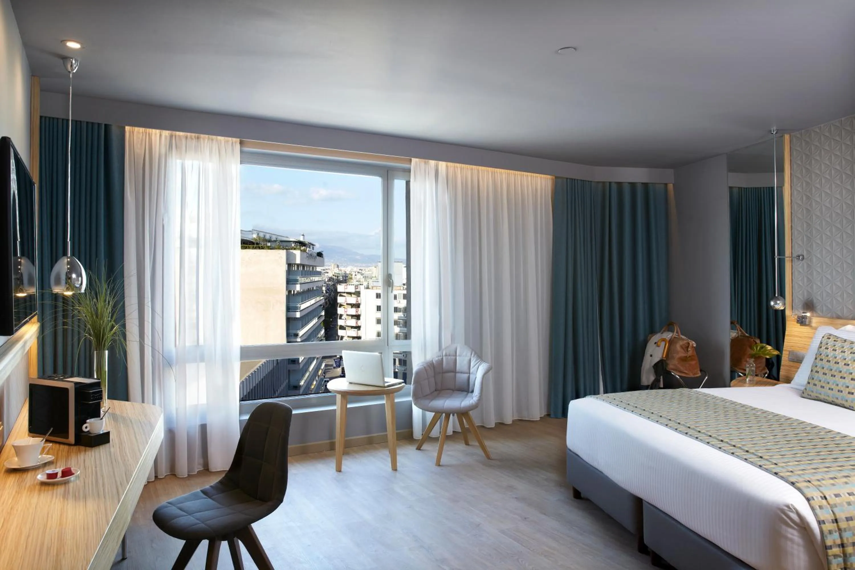 View (from property/room), Bed in Zeus Wyndham Grand Athens