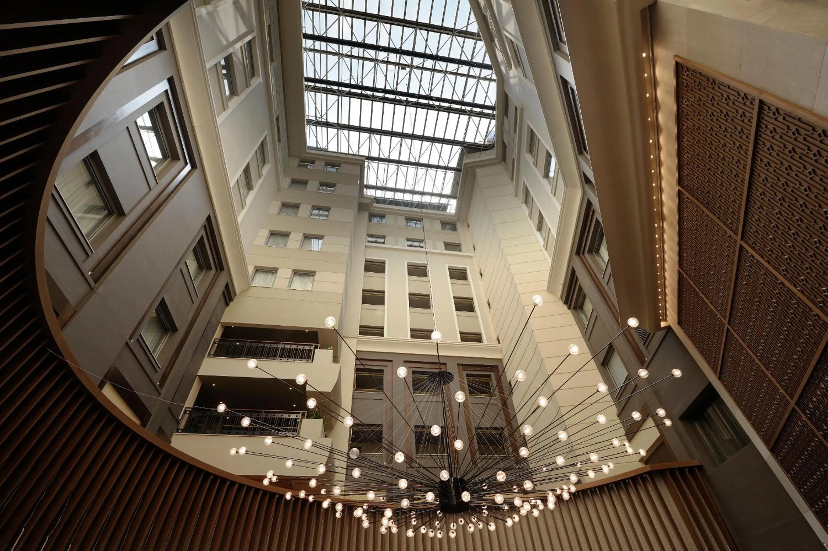 Property building in Zeus Wyndham Grand Athens