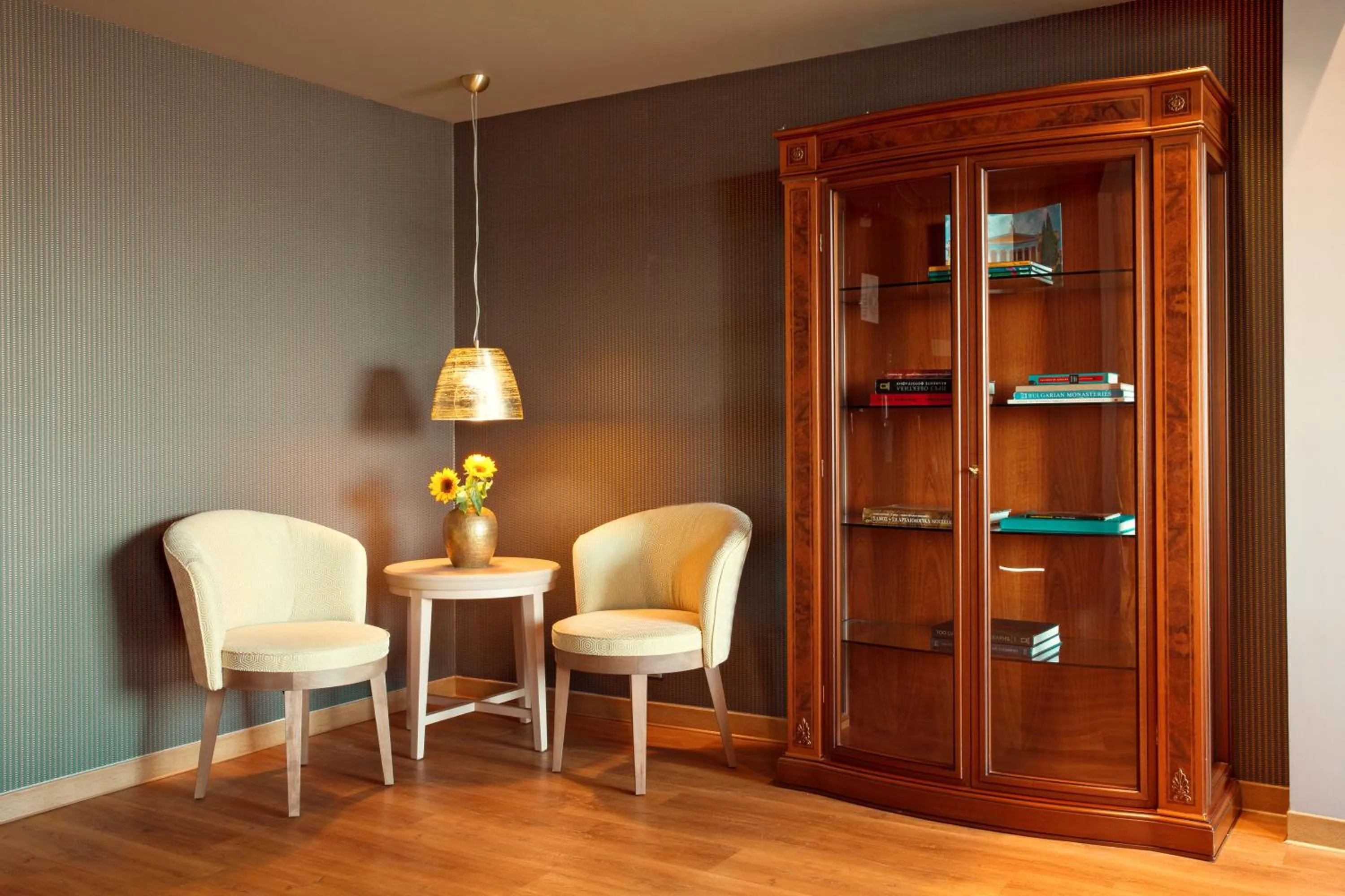 Zeus Wyndham Grand Athens