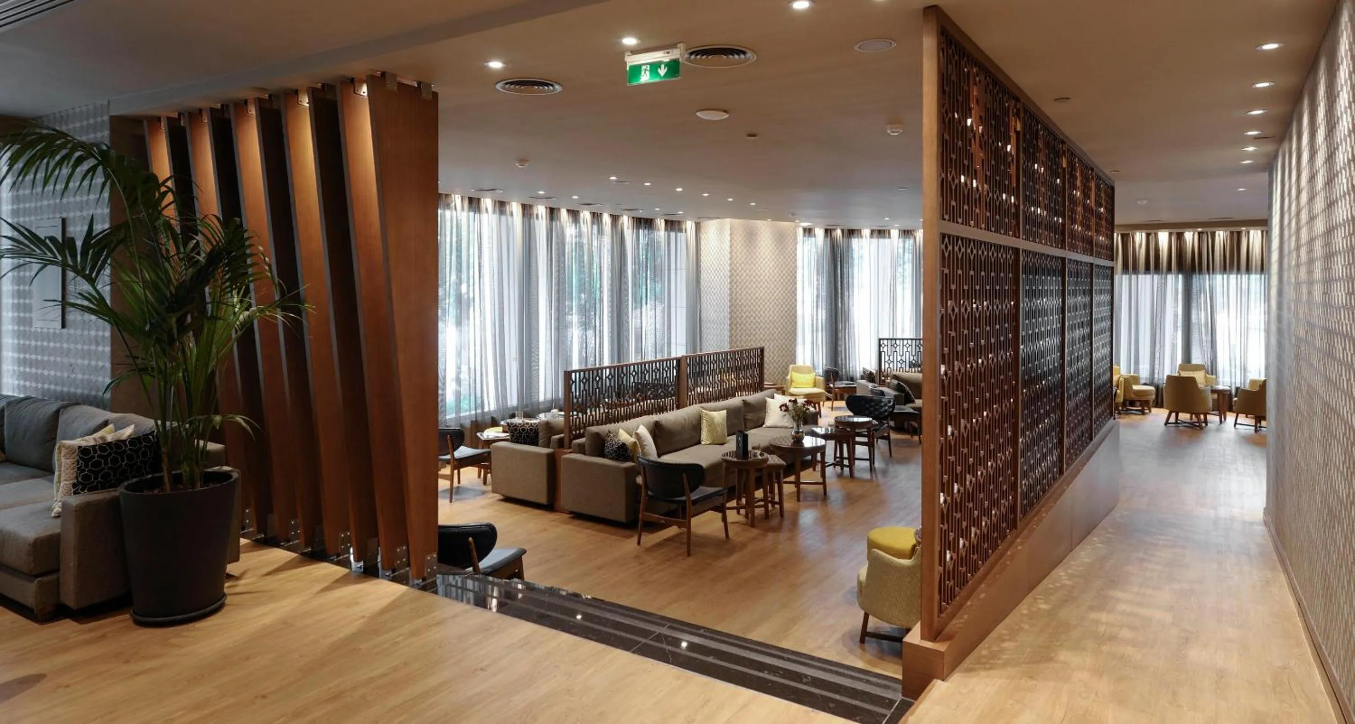 Lounge or bar in Zeus Wyndham Grand Athens