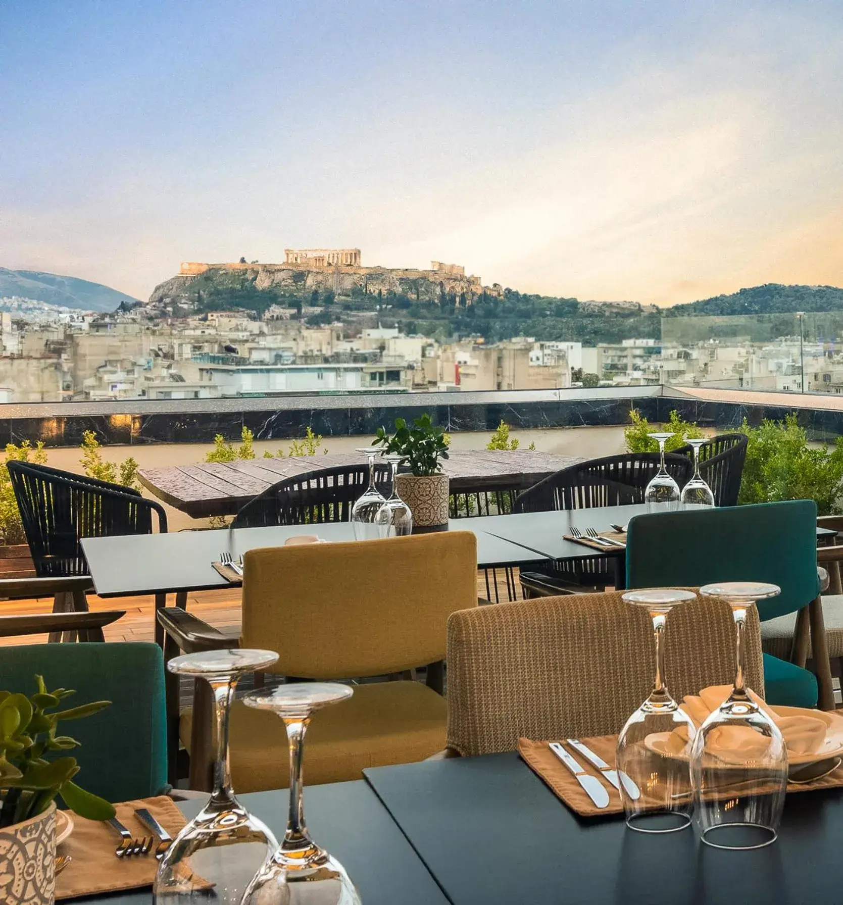 Restaurant/places to eat in Wyndham Grand Athens Restaurant/places to eat in Wyndham Grand Athens