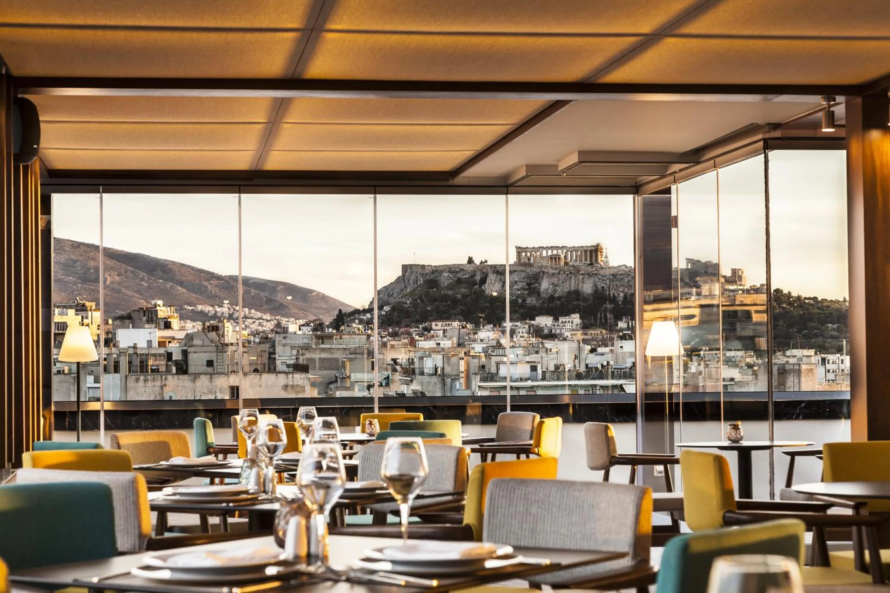 Restaurant/places to eat in Zeus Wyndham Grand Athens