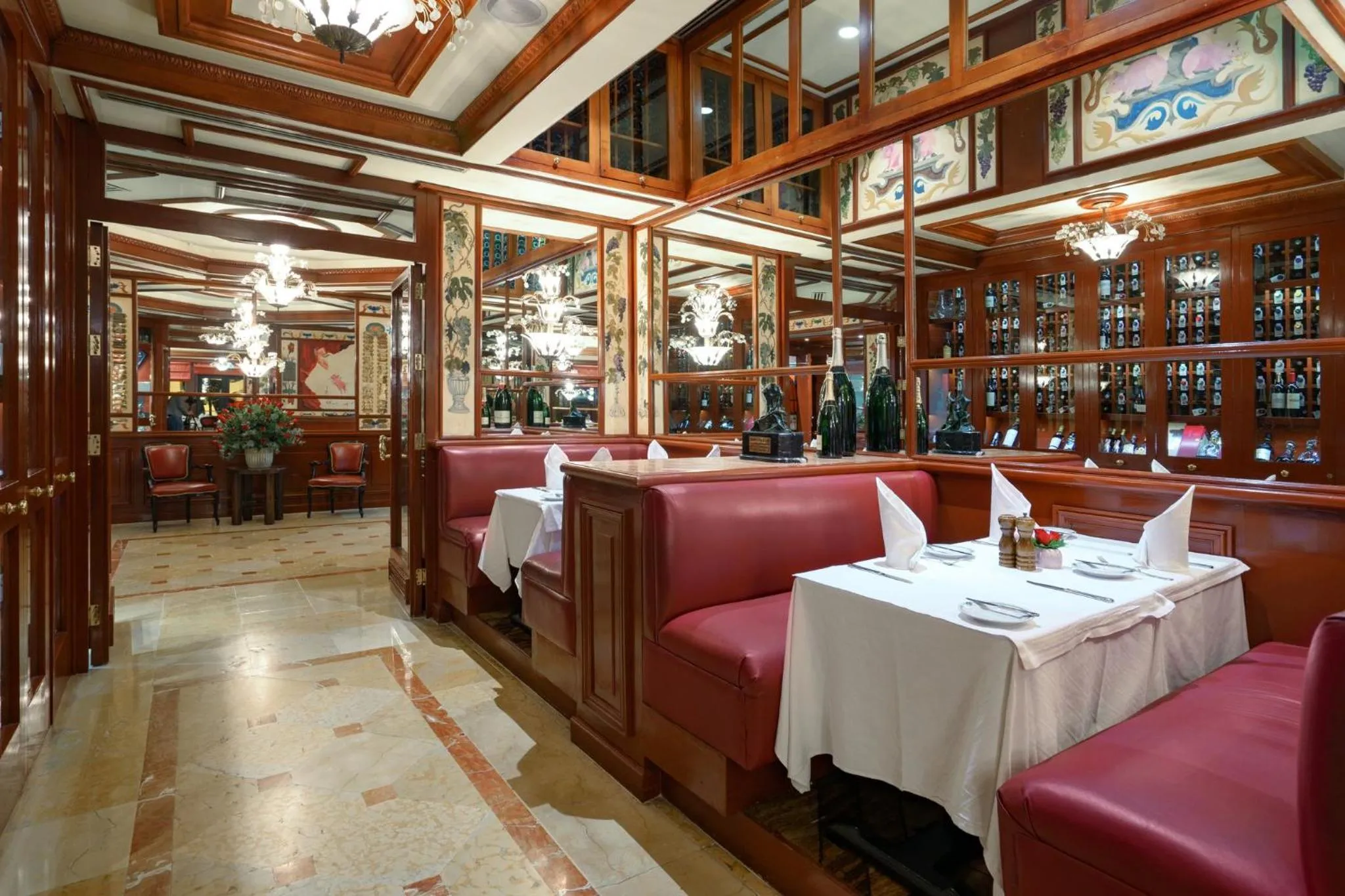 Restaurant/places to eat in Presidente InterContinental Mexico City by IHG