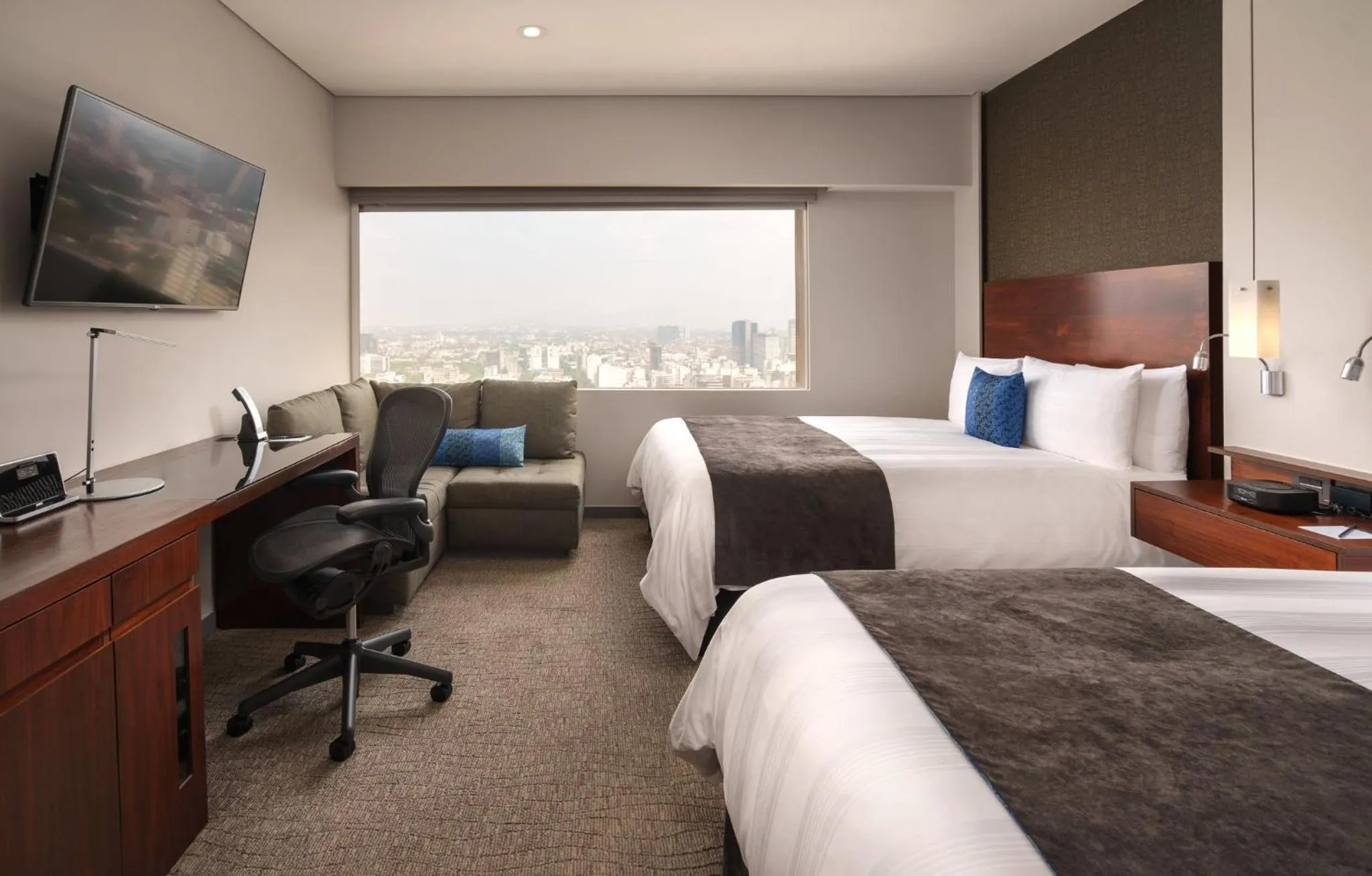 Photo of the whole room, Bed in Presidente InterContinental Mexico City by IHG