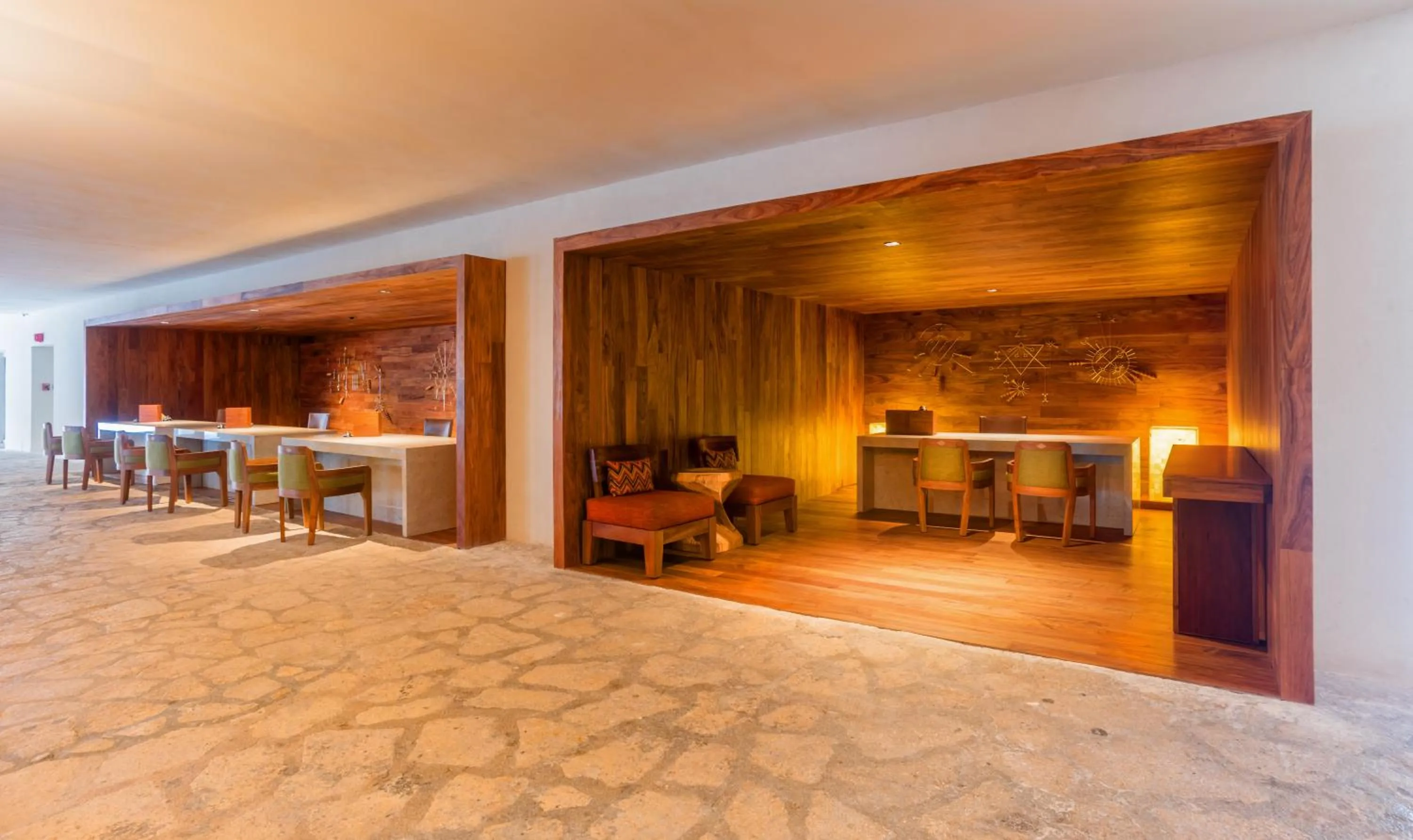 Lobby or reception in Presidente InterContinental Cozumel Resort & Spa by IHG