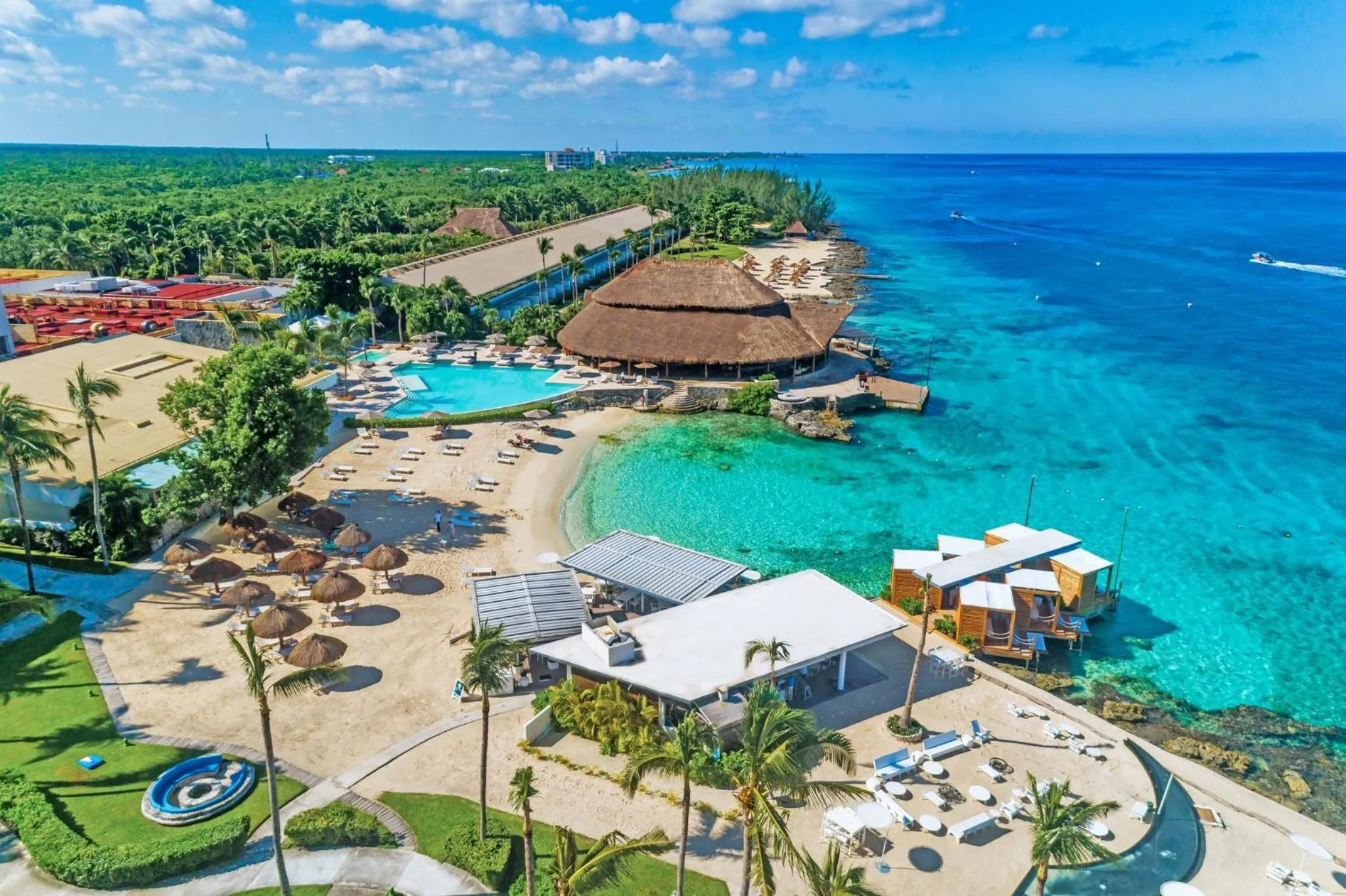 Swimming pool in Presidente InterContinental Cozumel Resort & Spa by IHG