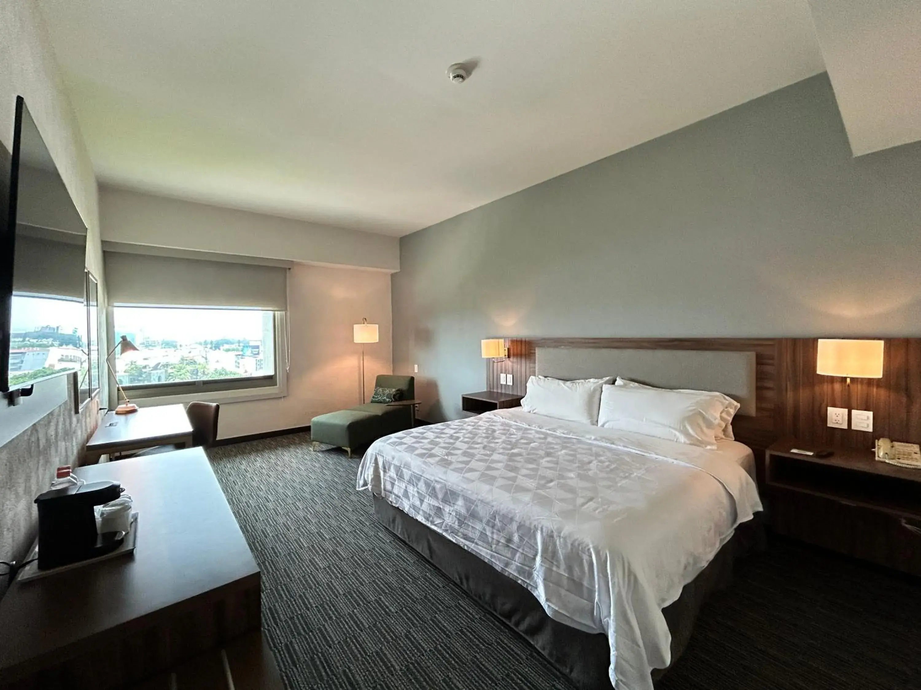 Bed in Holiday Inn Guadalajara Select by IHG Bed in Holiday Inn Guadalajara Select by IHG