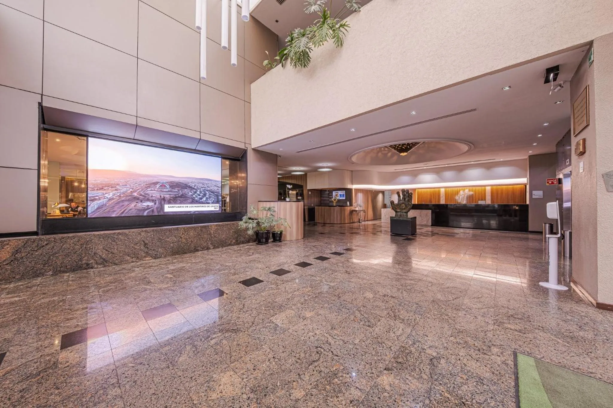 Property building in Holiday Inn Guadalajara Select by IHG